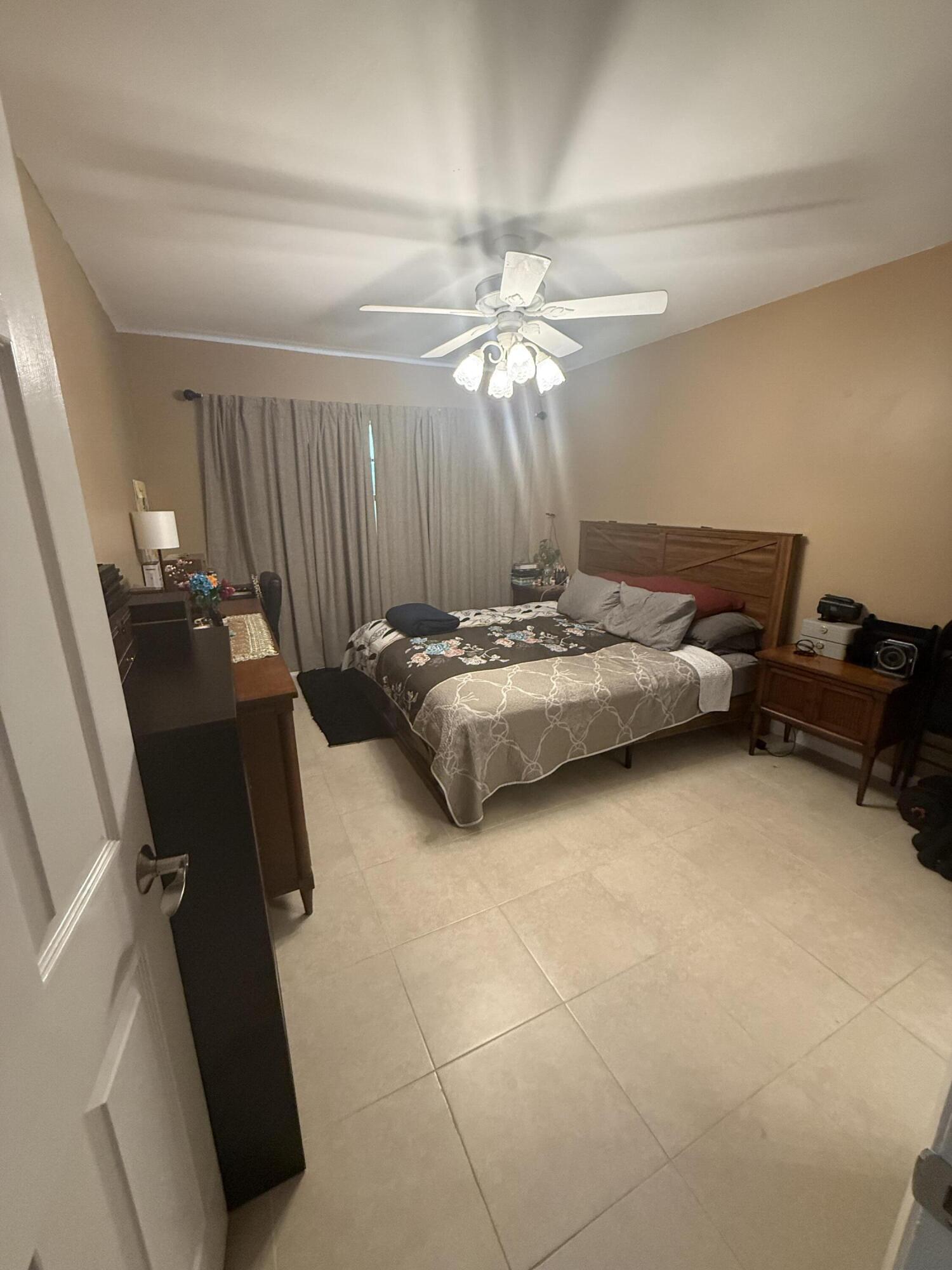 WEDGEWOOD CONDOMINIUM - Residential