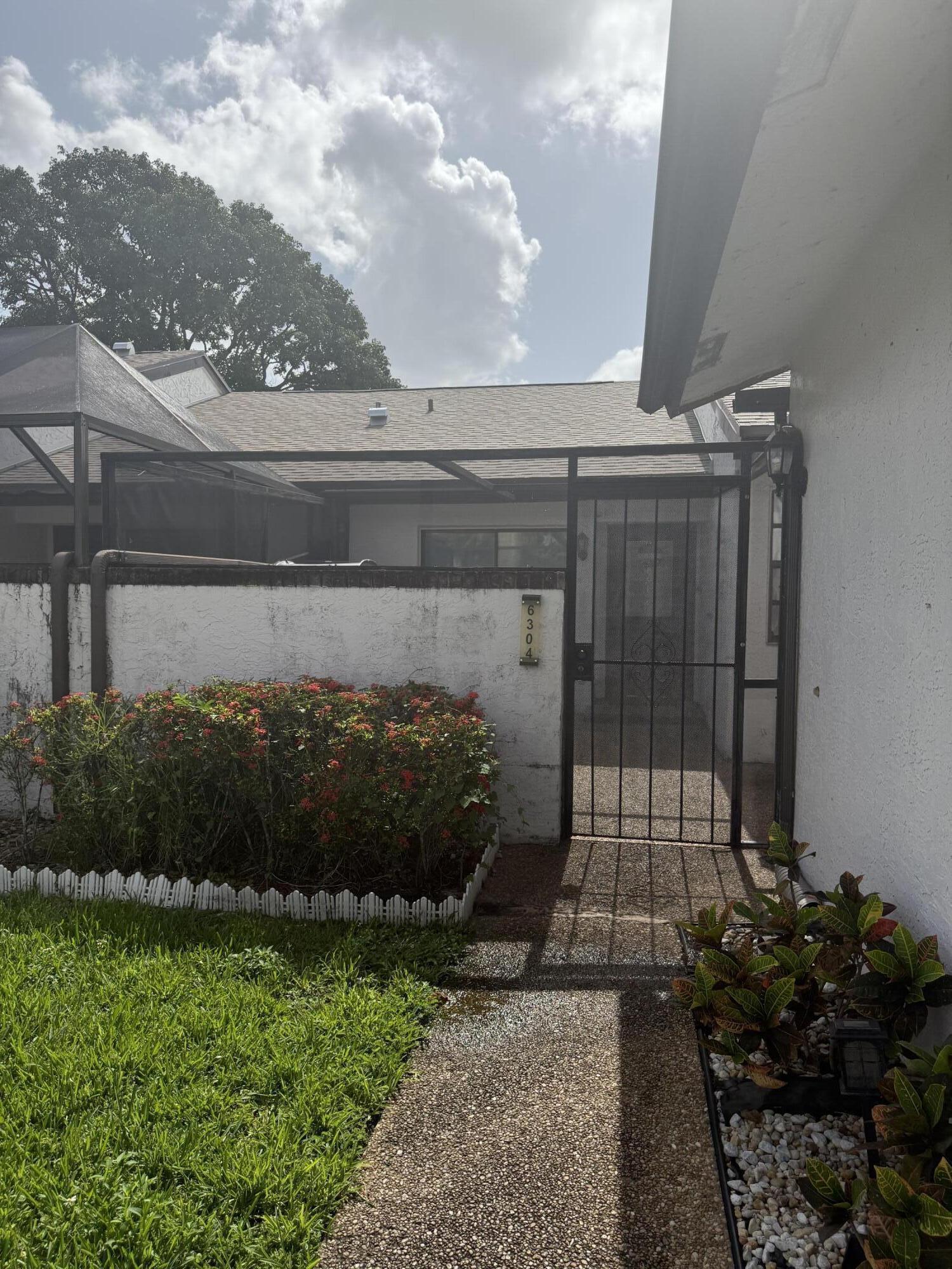WEDGEWOOD CONDOMINIUM - Residential