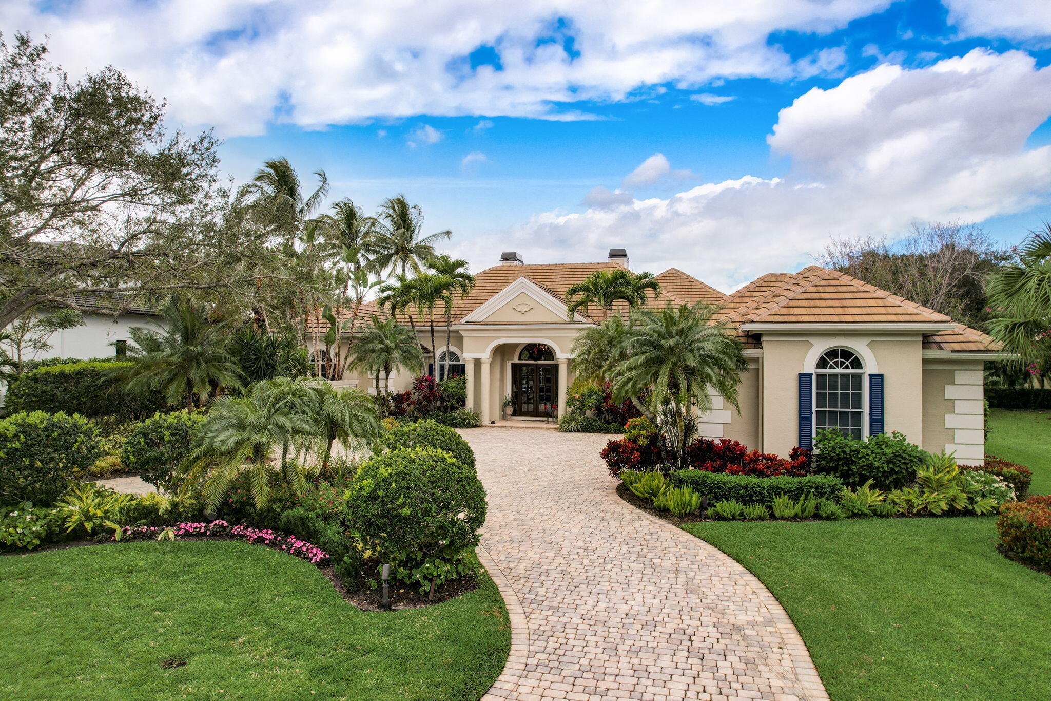 Welcome to the prestigious community of Old Marsh Golf Club.  As you enter this well designed Florida home, you will appreciate daylight streaming in through the glass windows with pleasing views of the pool and lush backyard.  The original occupants have have extensively renovated the home.  The updated kitchen with custom cabinets, new appliances, and wood flooring, all reflect high quality and good taste.  The home opens to an expansive  and a beautiful backyard with an emphasis on privacy.  A large enclosed patio leads out to the pool and spa, and has a summer kitchen that's perfect for entertaining....con't. Old Marsh Golf Club is a true championship caliber golf club. The property is an Audubon sanctuary.  All the homes are custom estate homes on half-acre lots or larger. The beautifully manicured, 18-hole golf course was designed by the highly acclaimed Pete Dye and has been ranked as one of the best in Florida.  The club provides absolute top service levels in golf operations.  The recently enlarged clubhouse offers a warm and friendly atmosphere with its service oriented staff. Old Marsh is conveniently located to many great restaurants, shopping venues and to Palm Beach International Airport.

SEE "DOCUMENTS" FOR SPECIFIC UP-DATES AND IMPROVEMENTS