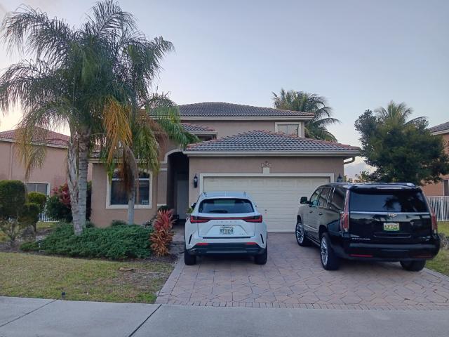 BANYAN TRAILS - Residential