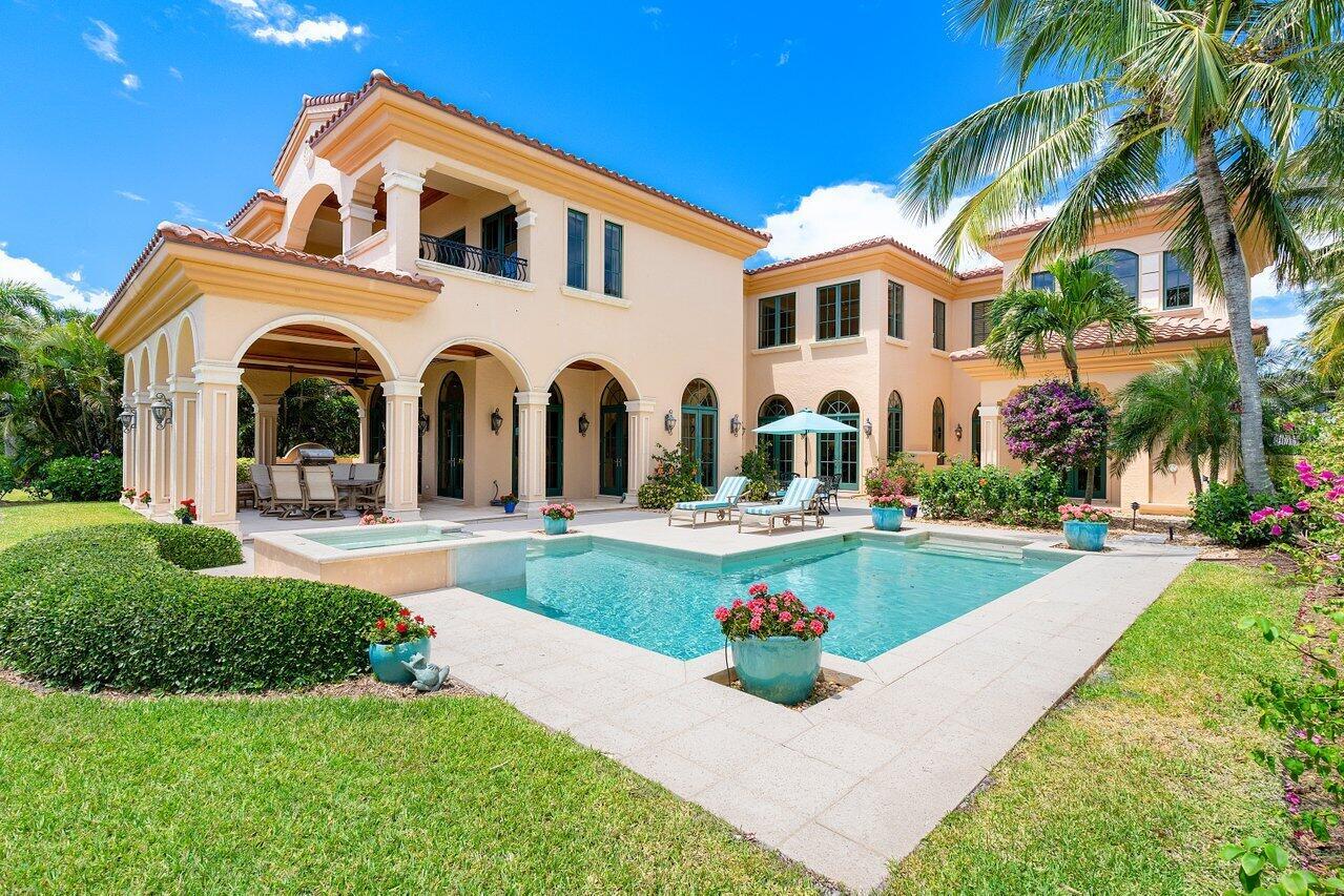 SAILFISH POINT - Residential