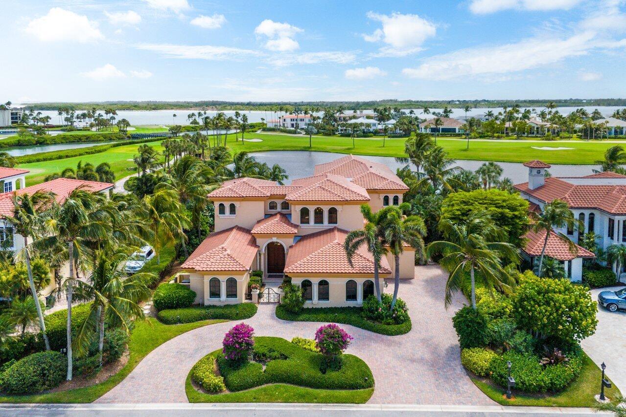 SAILFISH POINT - Residential