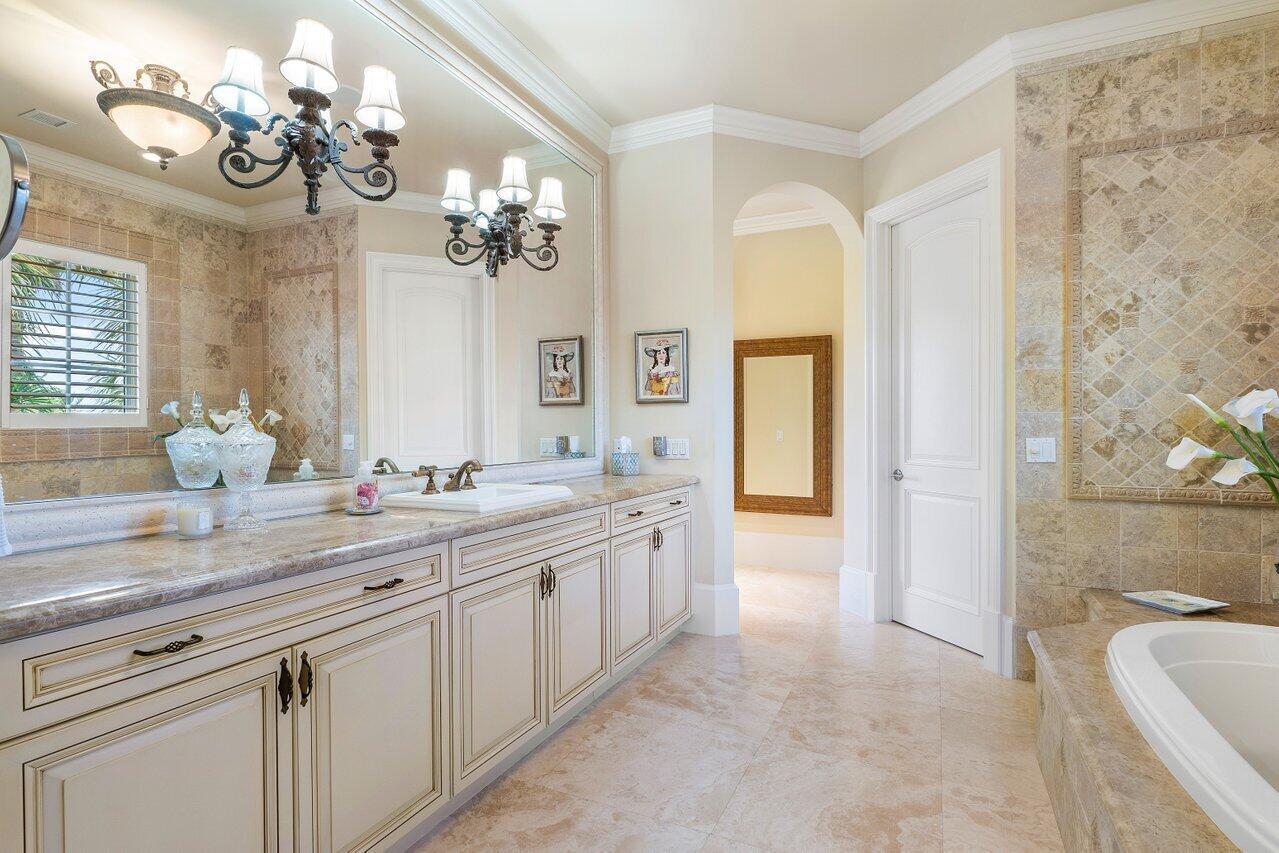 SAILFISH POINT - Residential