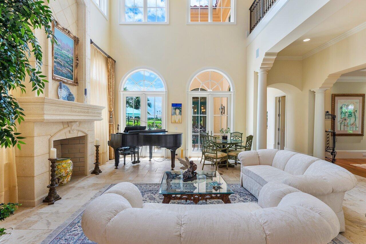 SAILFISH POINT - Residential