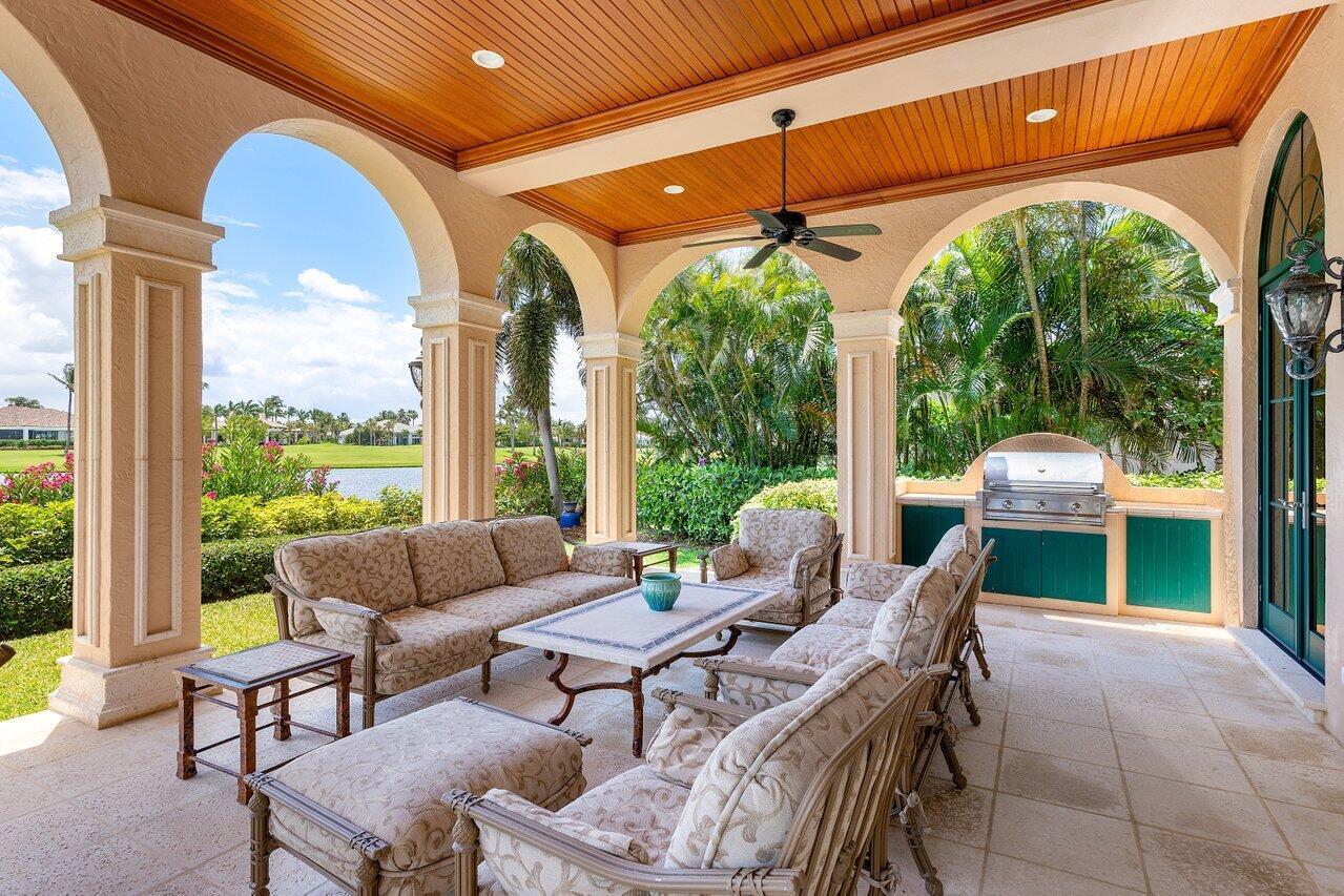 SAILFISH POINT - Residential