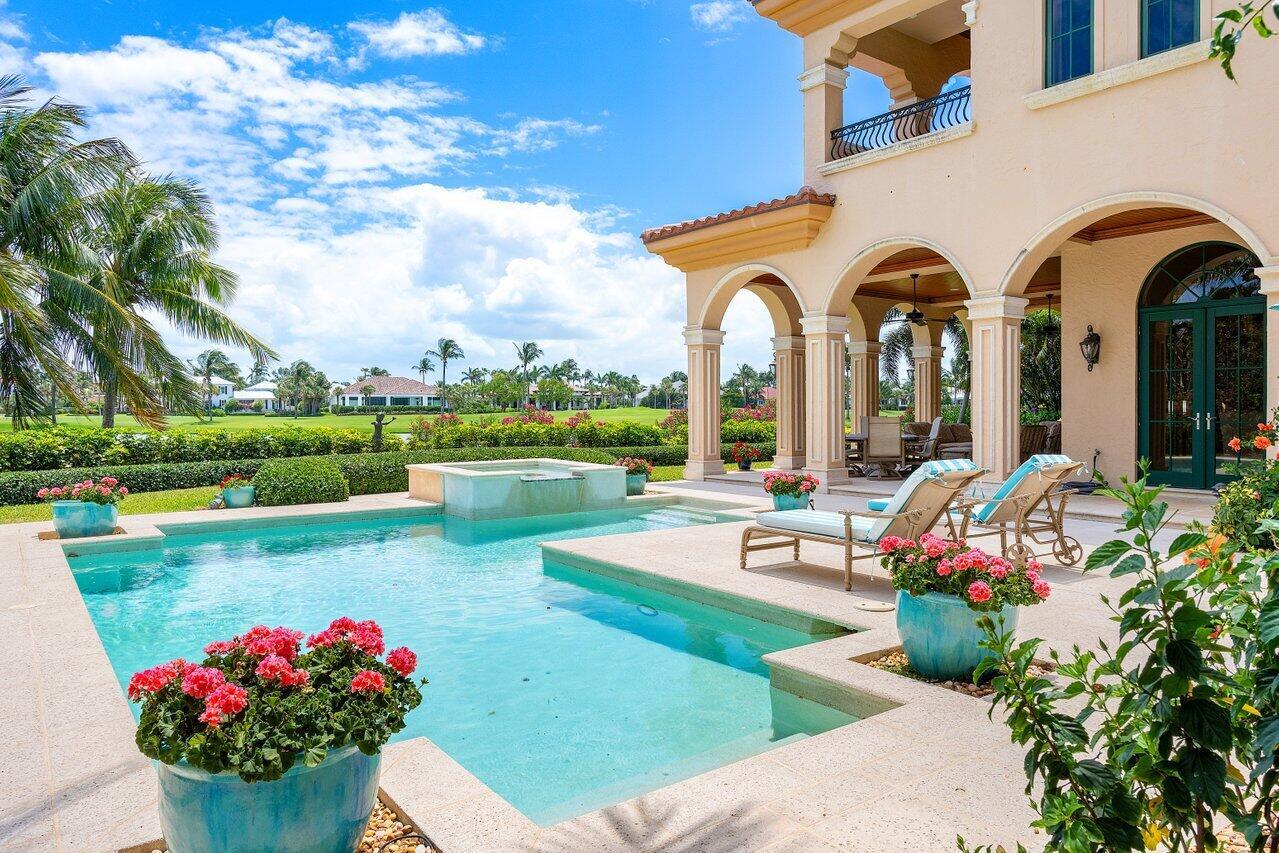 SAILFISH POINT - Residential