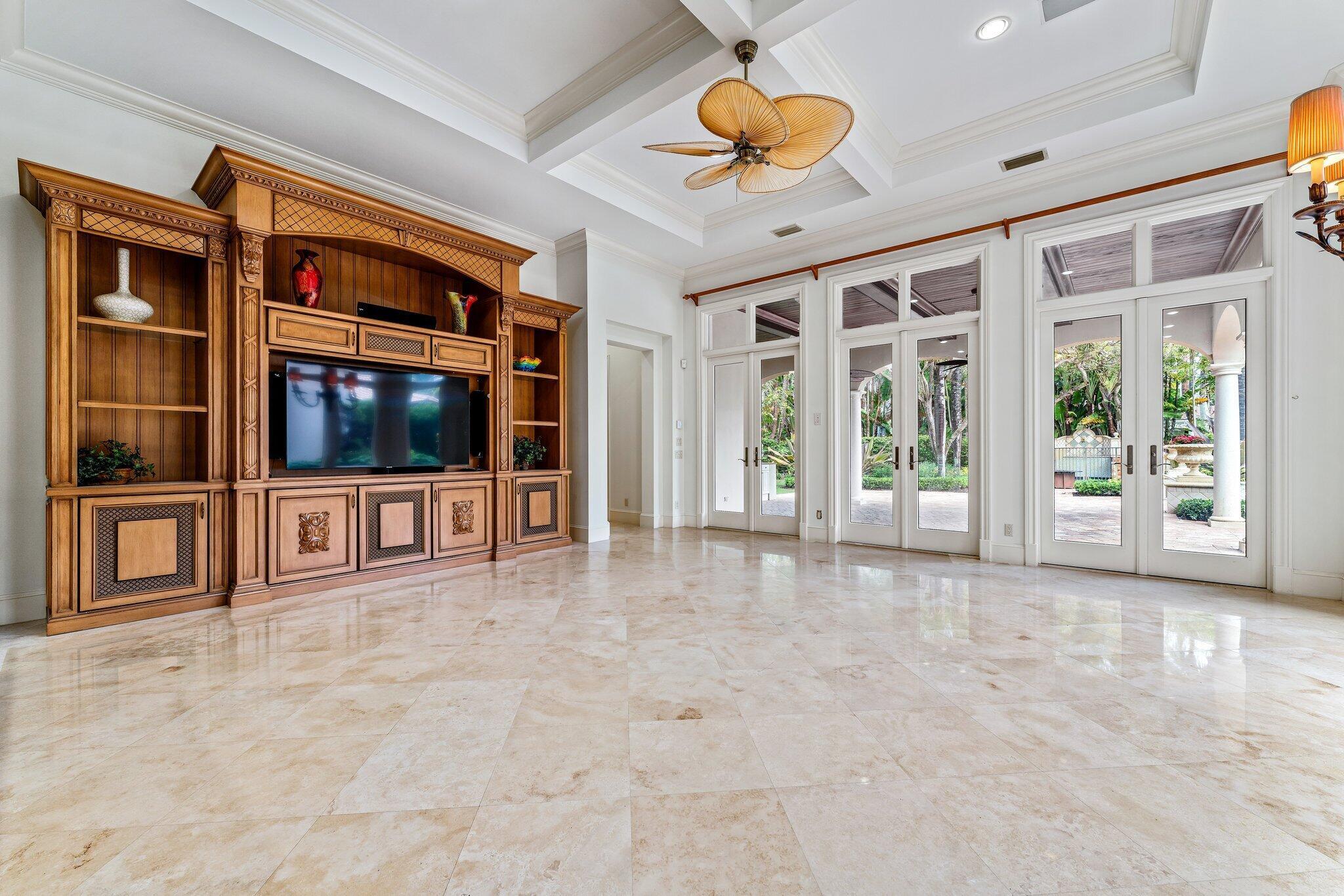 OLD PALM PL 4 - Residential