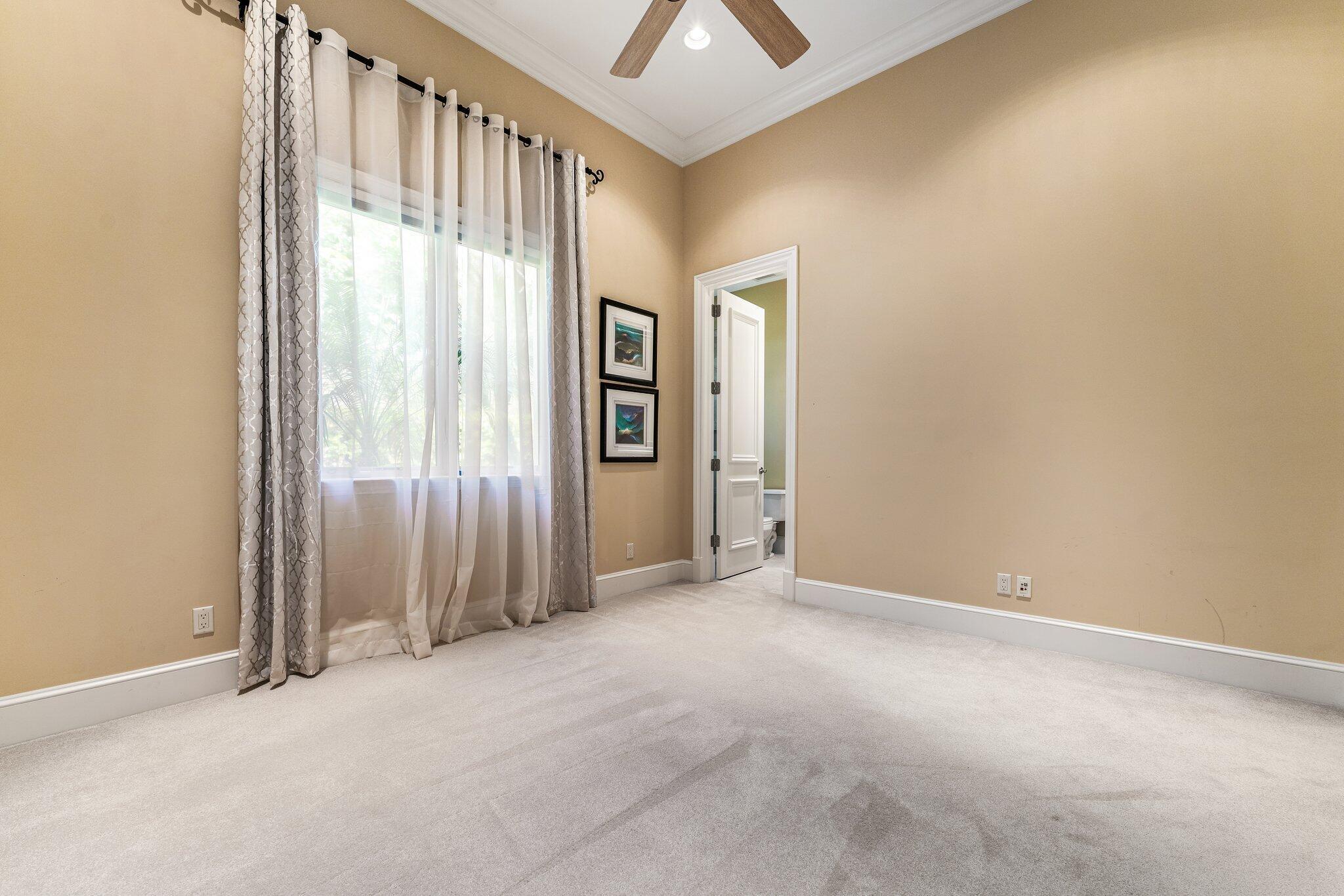 OLD PALM PL 4 - Residential