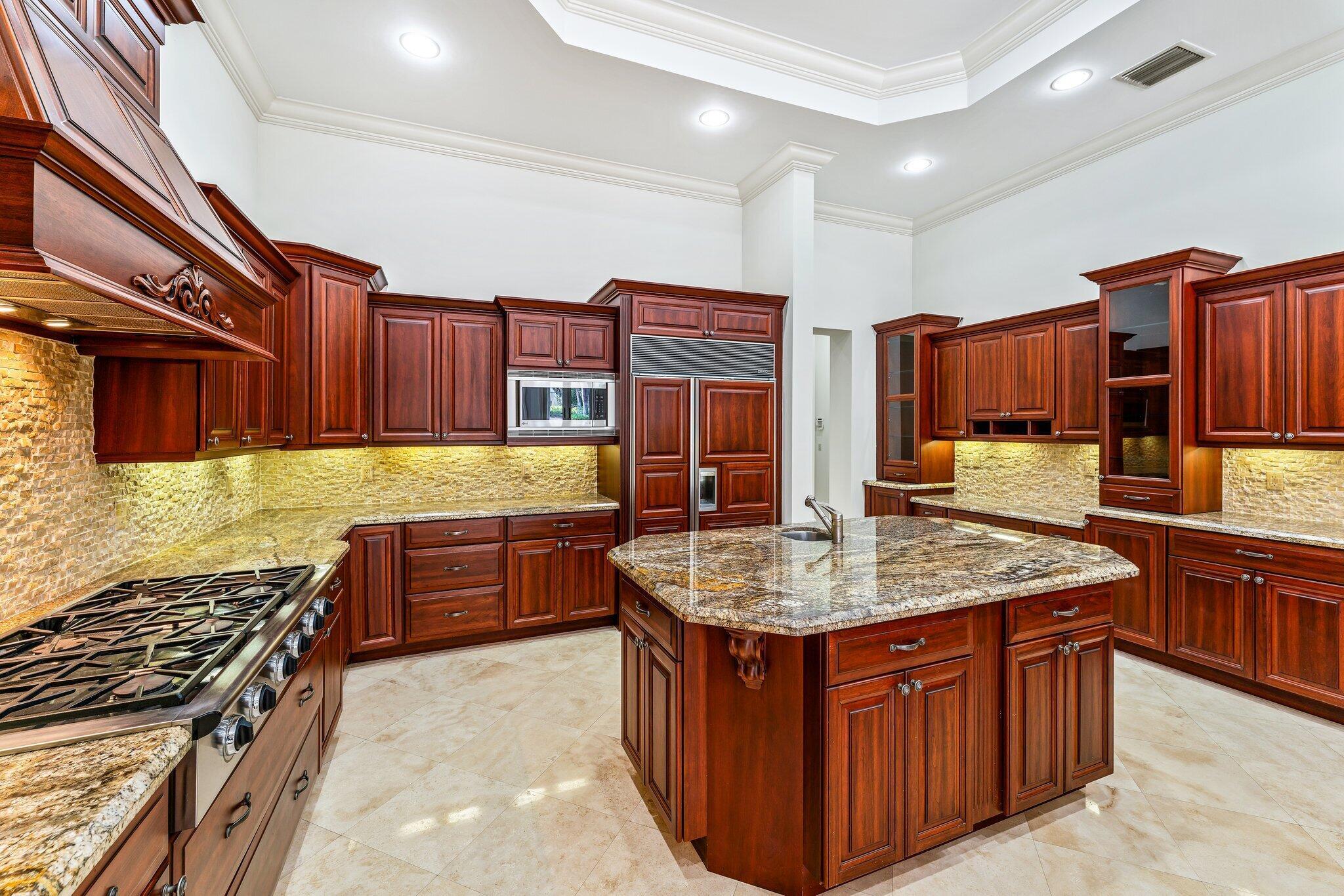 OLD PALM PL 4 - Residential