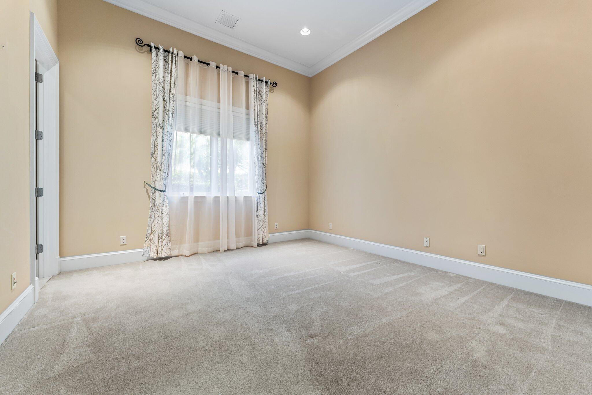 OLD PALM PL 4 - Residential