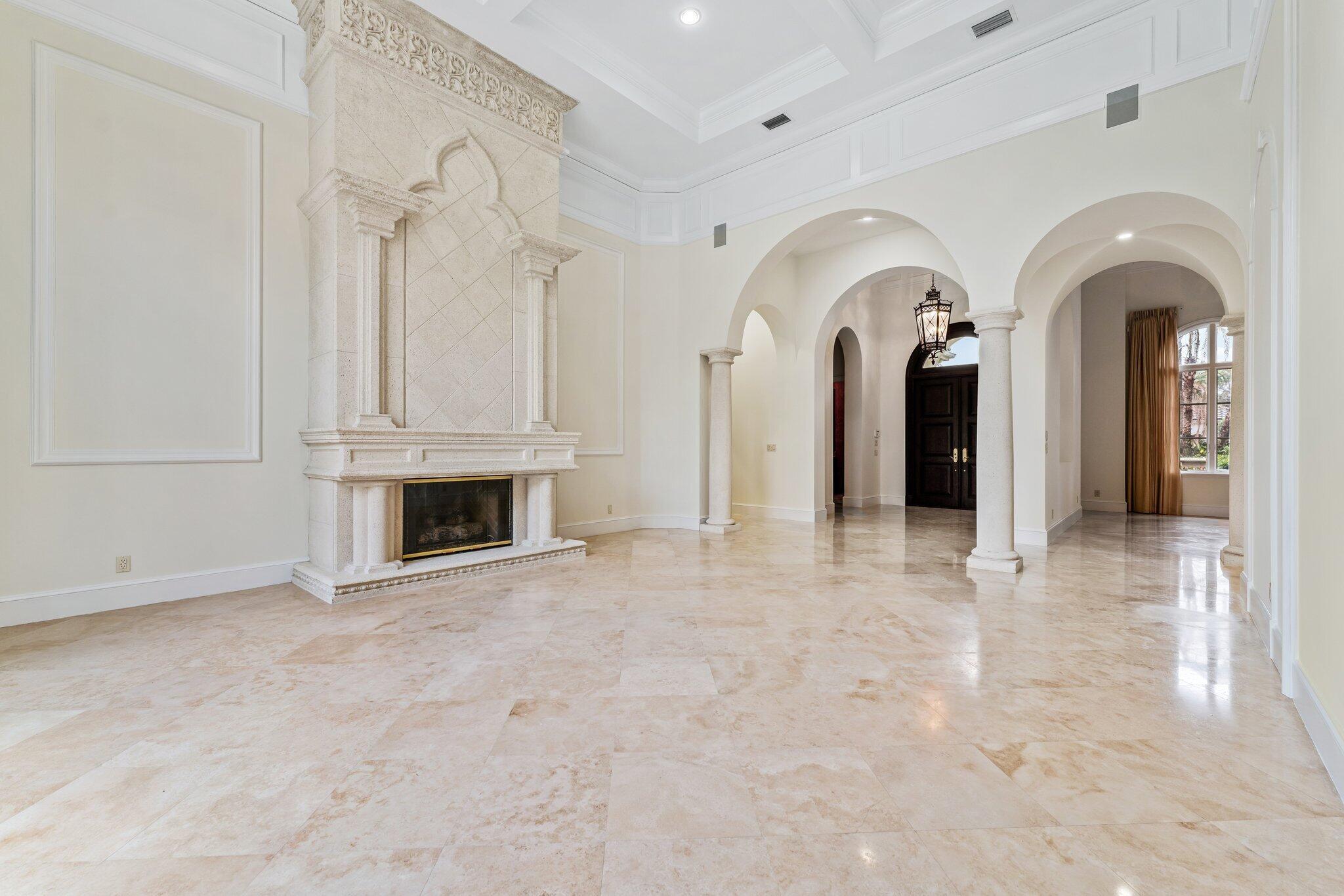 OLD PALM PL 4 - Residential