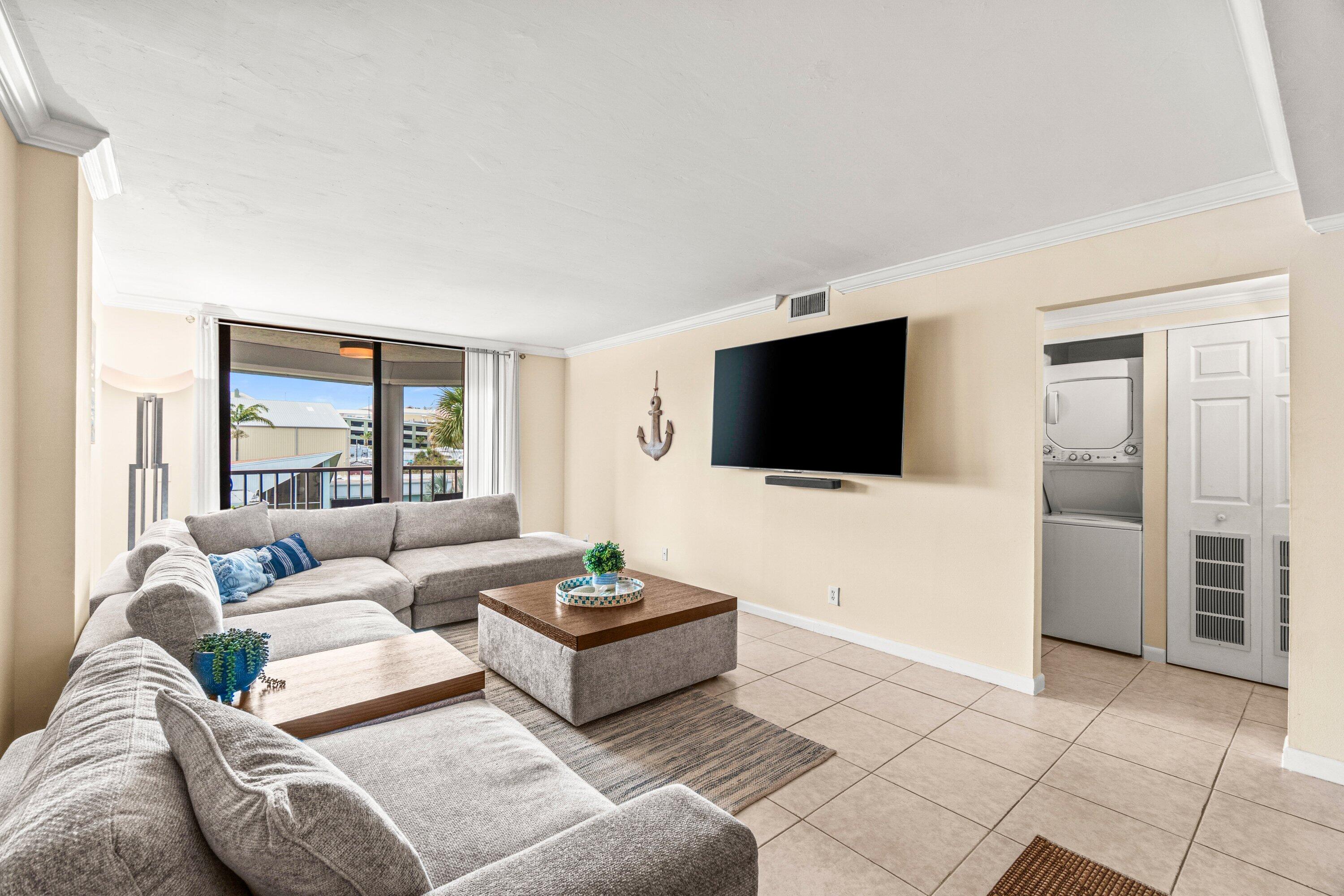 HIDDEN HARBOUR OF THE PALM BEACHES CONDO - Residential