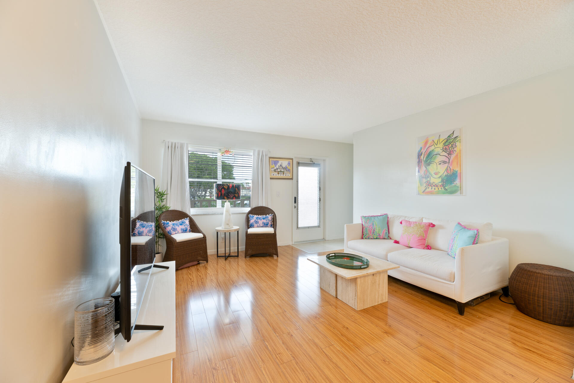 VILLAGES OF ORIOLE ABBEY CONDO - Residential
