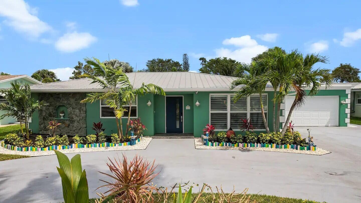 THUMB POINT SUBDIVISION - Residential