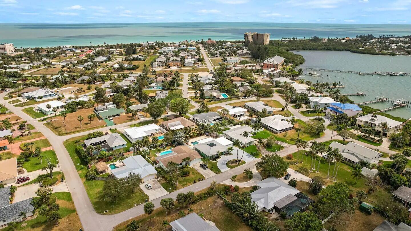 THUMB POINT SUBDIVISION - Residential
