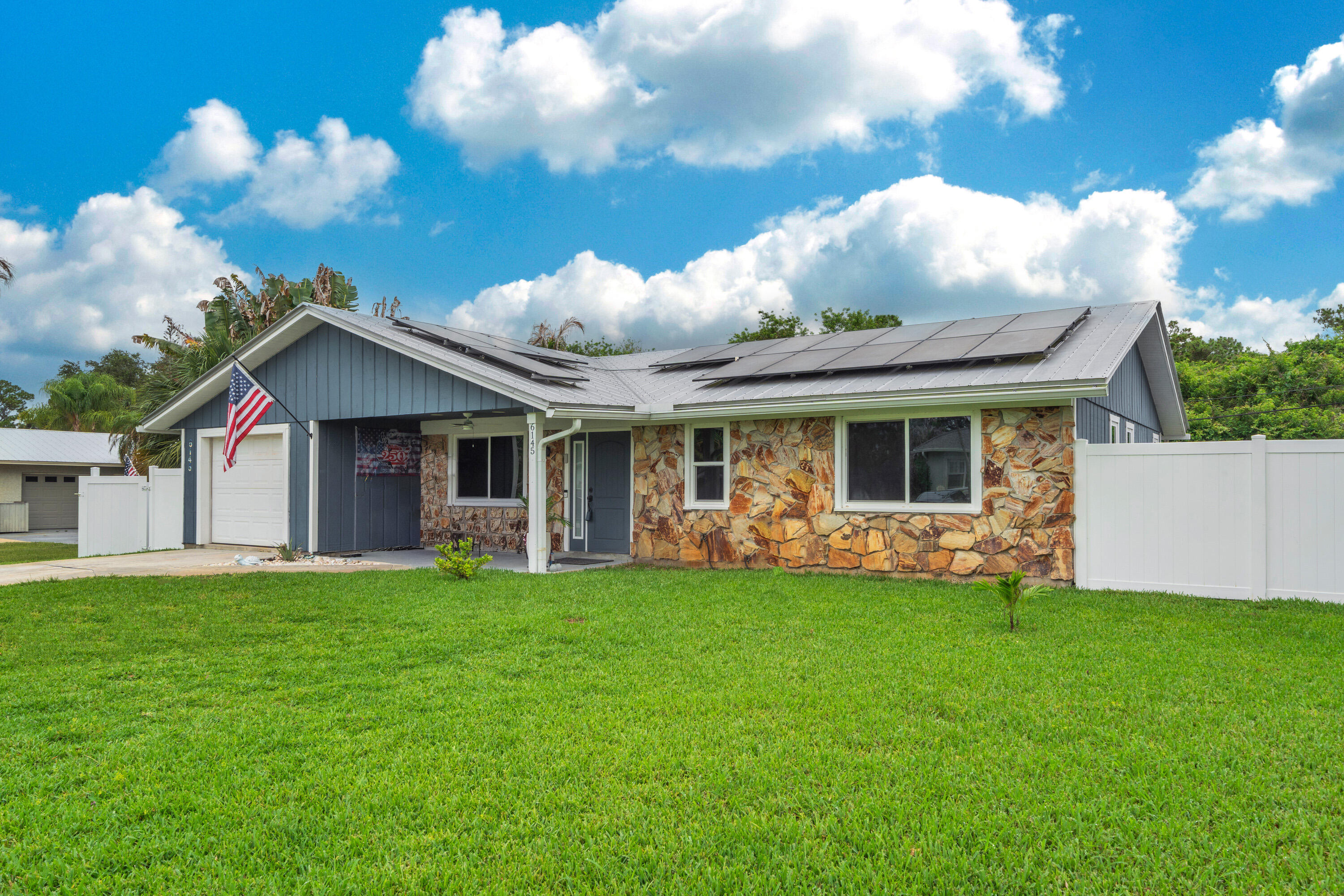 POINCIANA GARDENS - Residential