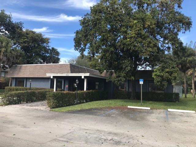 APPLE CREEK - Residential