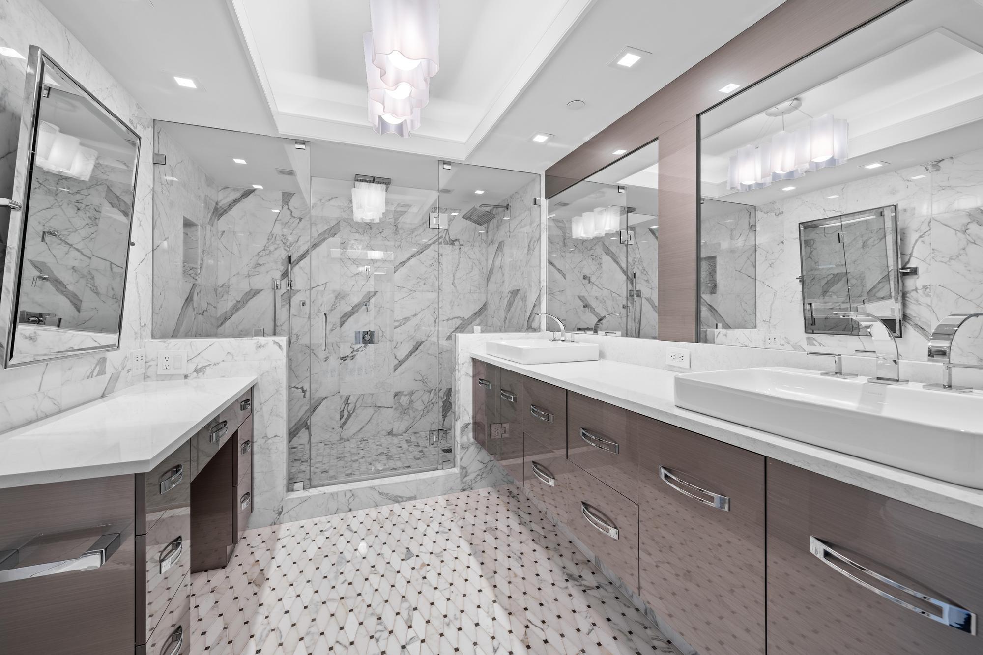 BEACH POINT CONDO - Residential