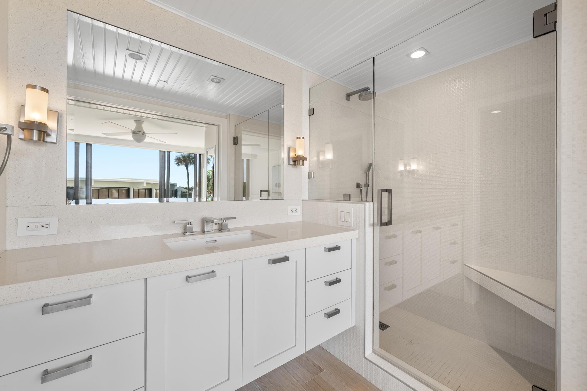 BEACH POINT CONDO - Residential