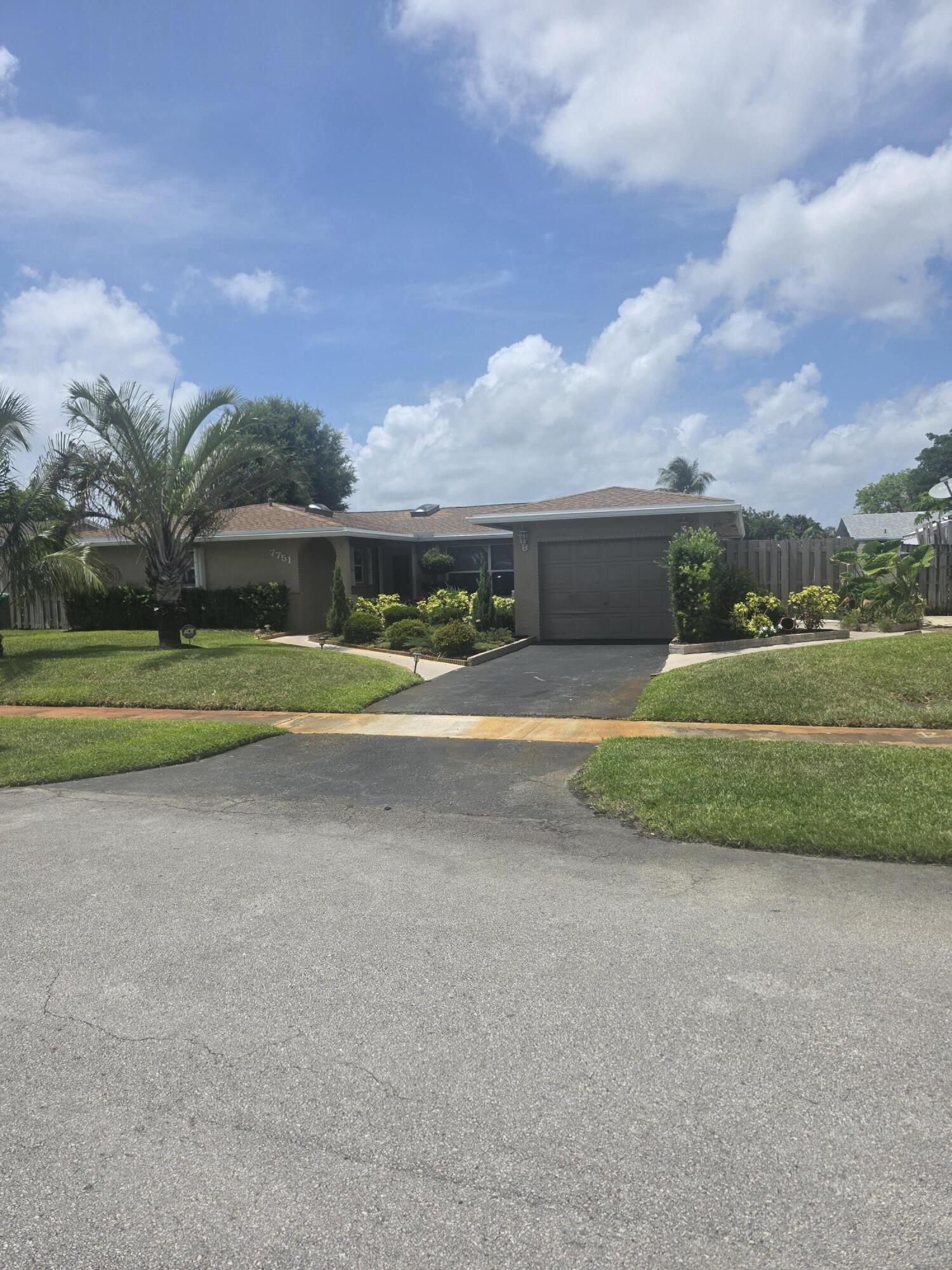 CITY OF LAUDERHILL SEC 1 - Residential