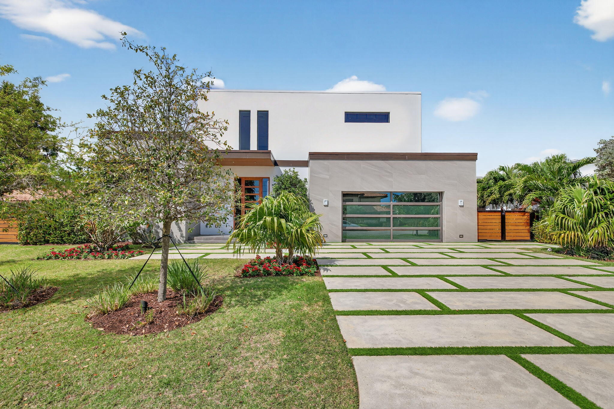 LANDINGS FIRST SEC - Residential