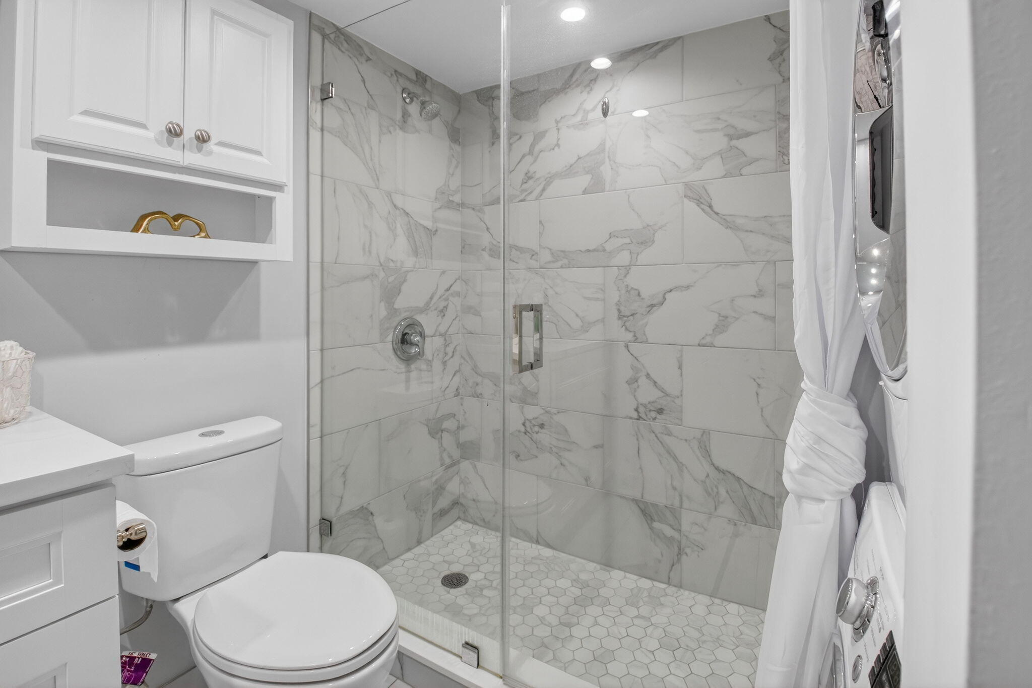 KINGS POINT PIEDMONT CONDOS - Residential Lease