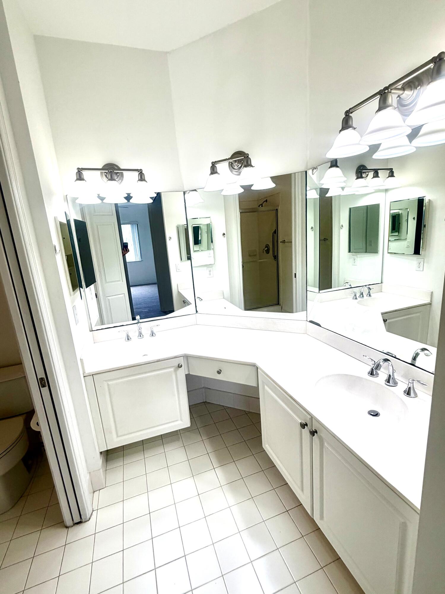 ROYAL POINT AT PALM AIRE - Residential Lease