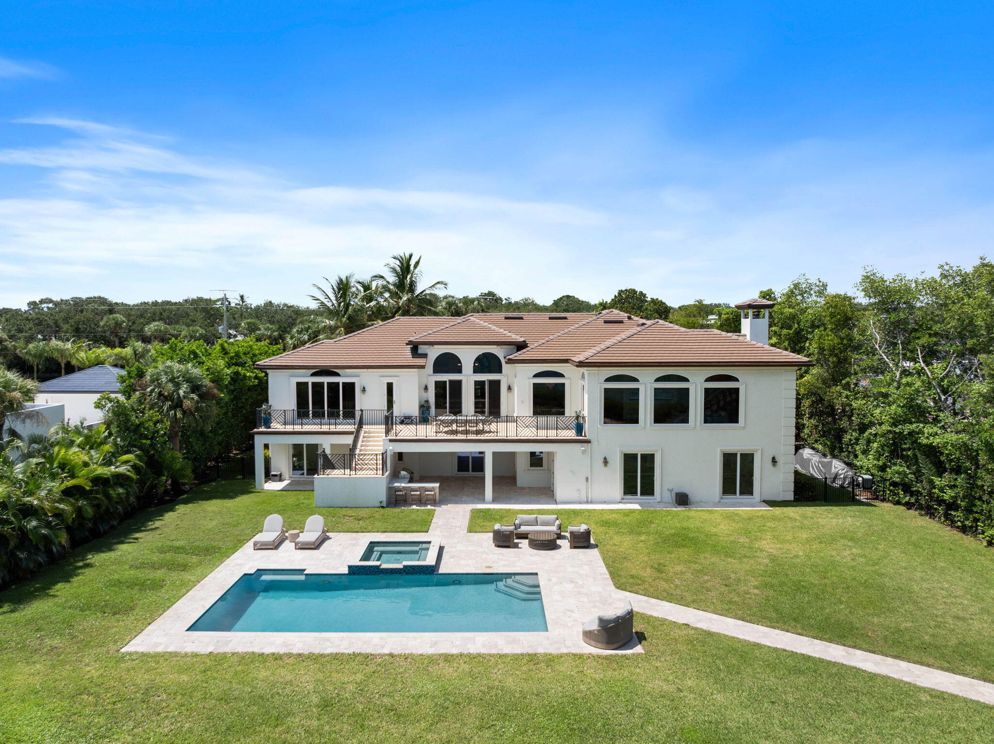 Sewalls Point - Residential
