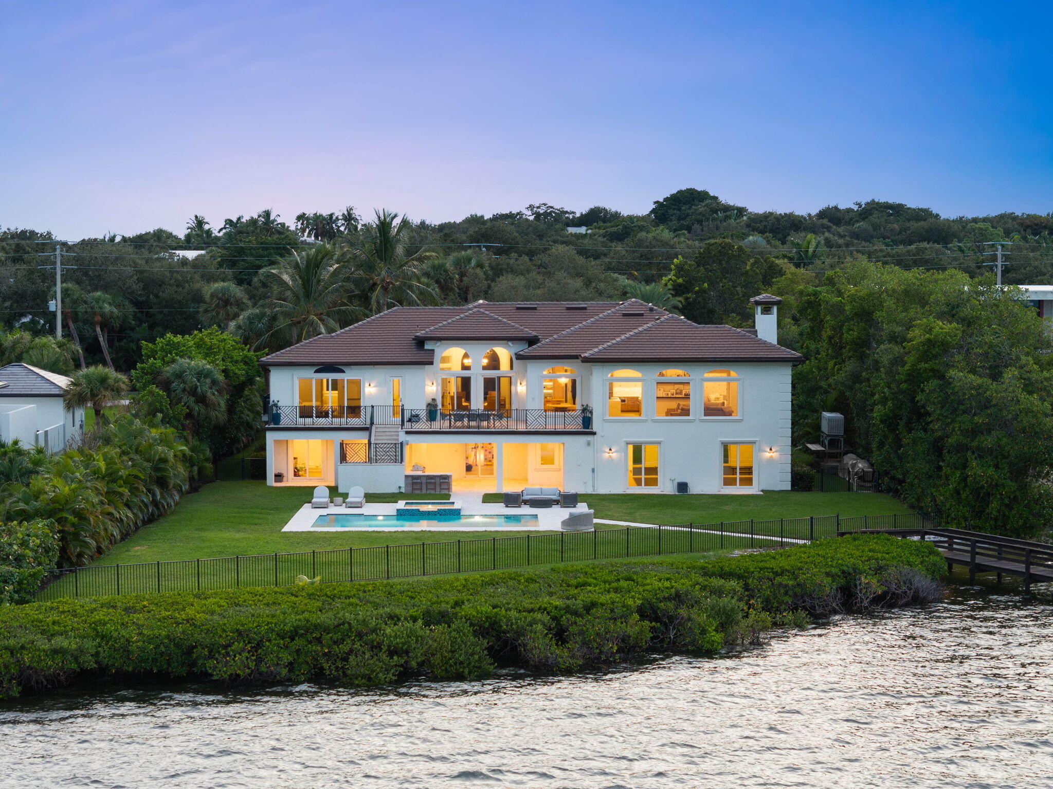 Sewalls Point - Residential