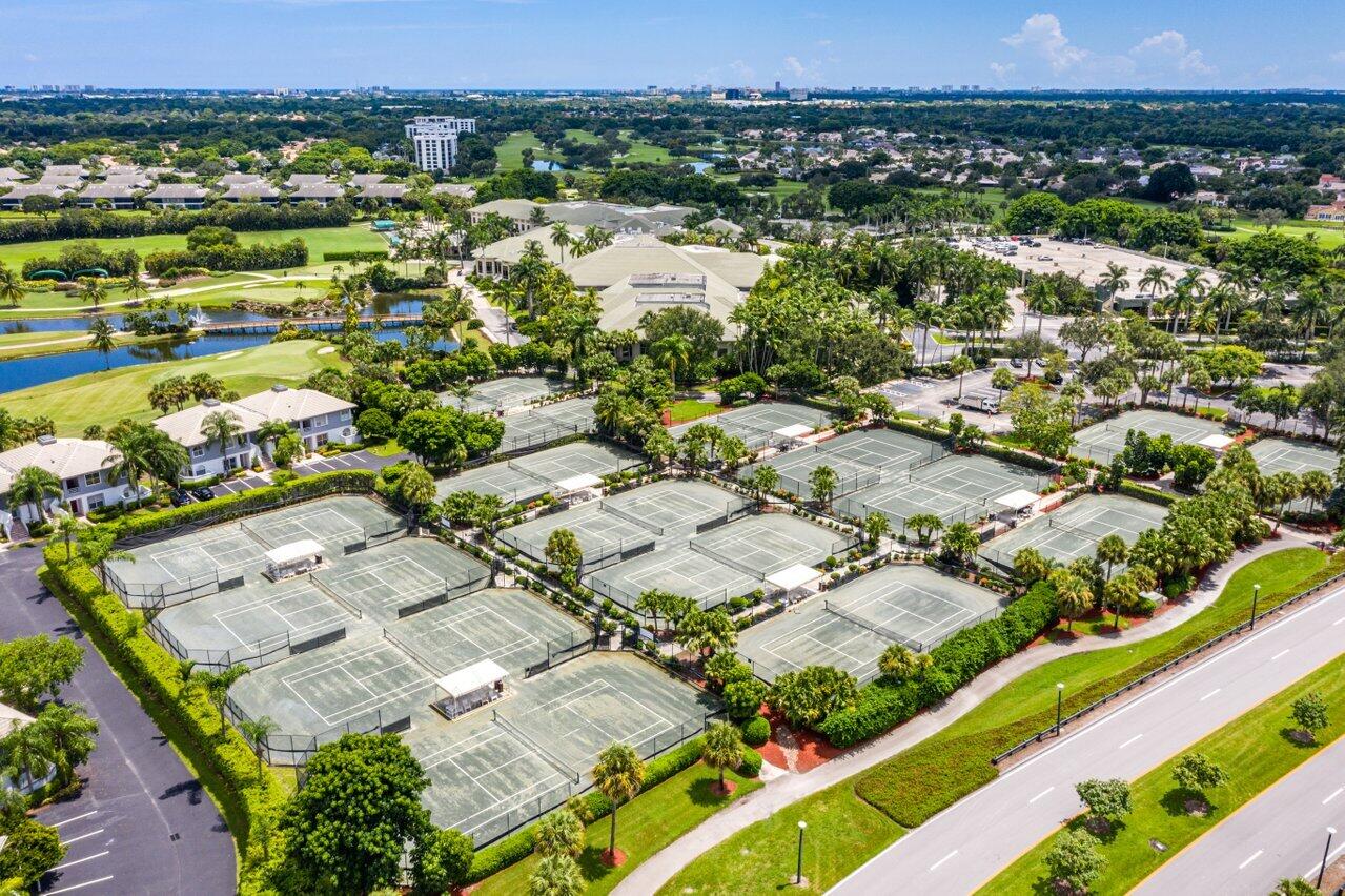 AKOYA AT BOCA WEST COUNTRY CLUB CONDO - Residential