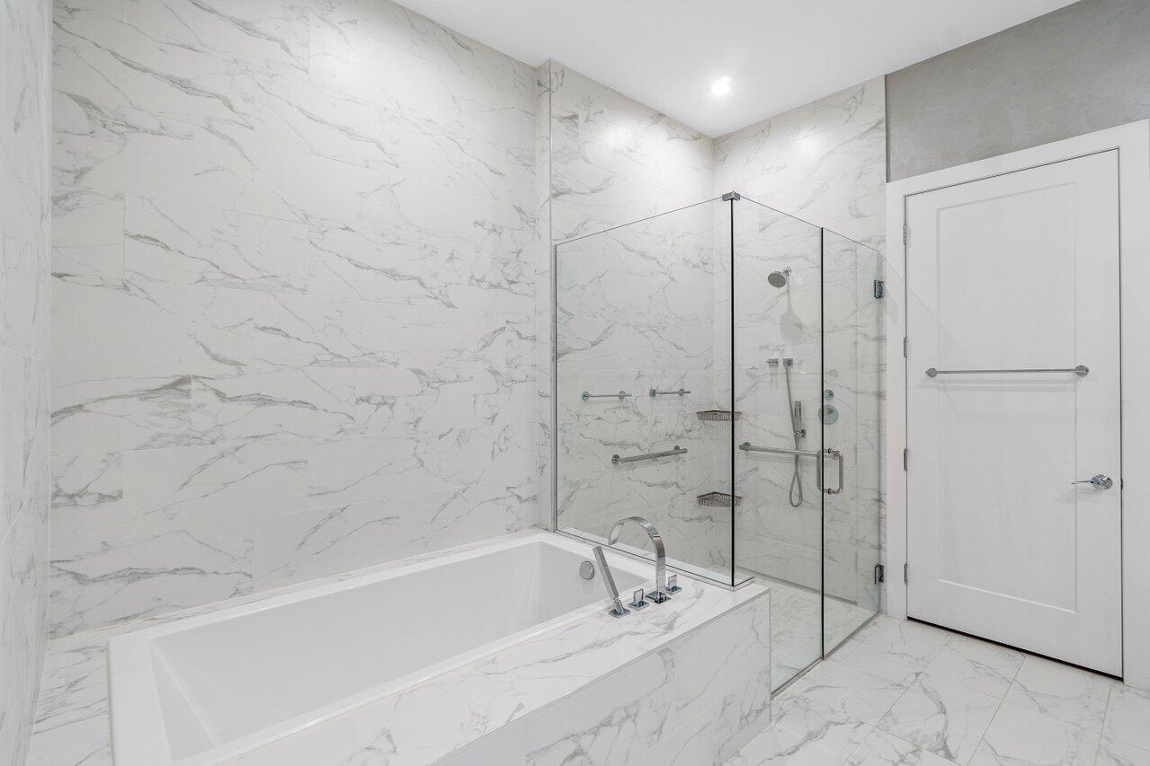 AKOYA AT BOCA WEST COUNTRY CLUB CONDO - Residential