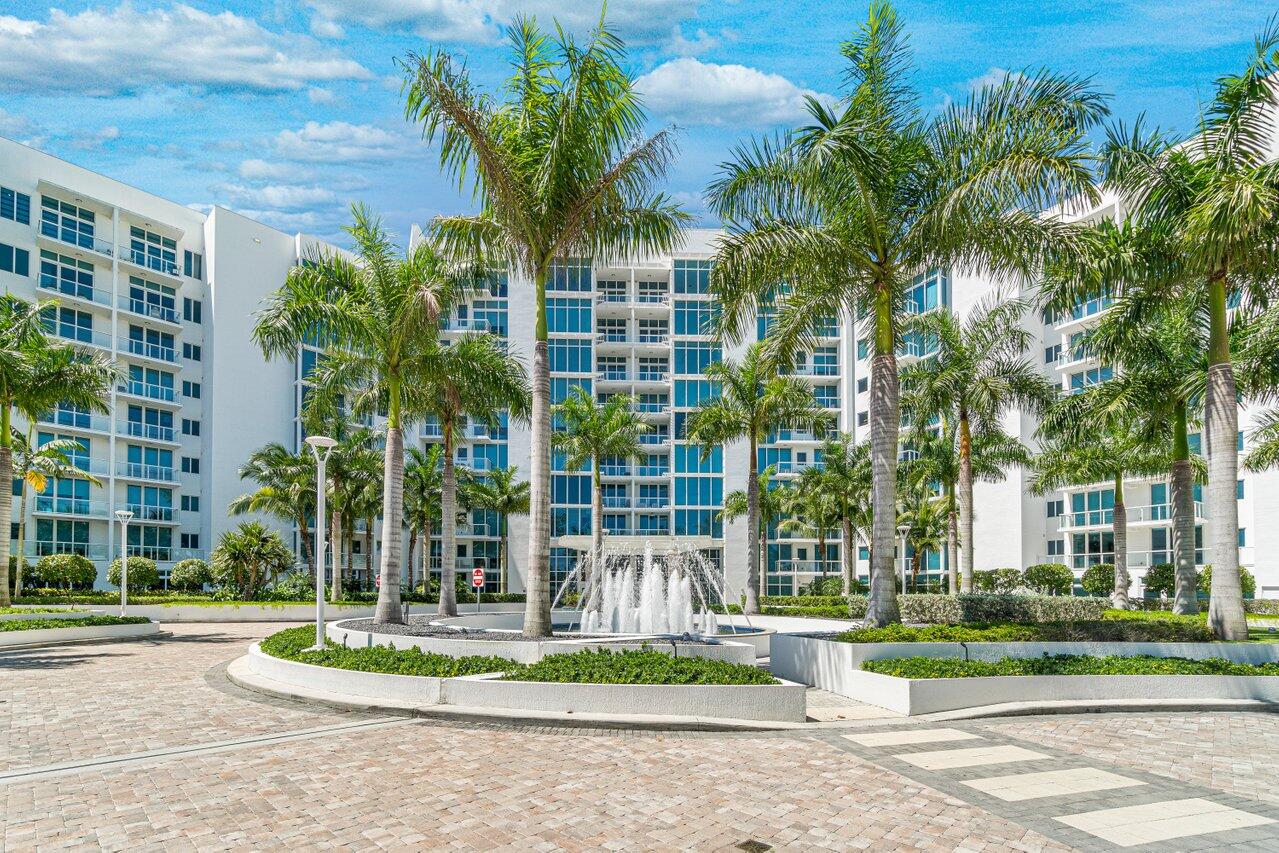 AKOYA AT BOCA WEST COUNTRY CLUB CONDO - Residential
