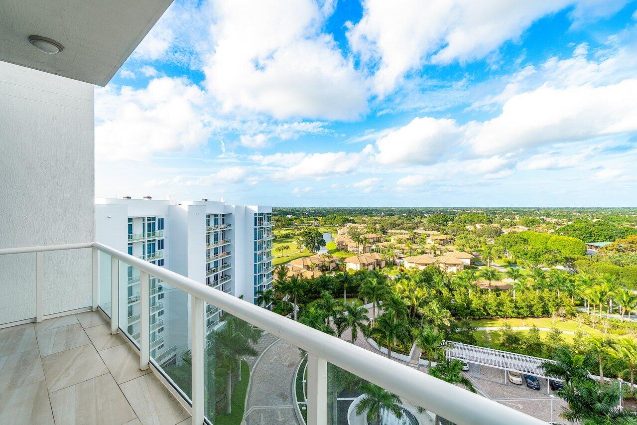 AKOYA AT BOCA WEST COUNTRY CLUB CONDO - Residential