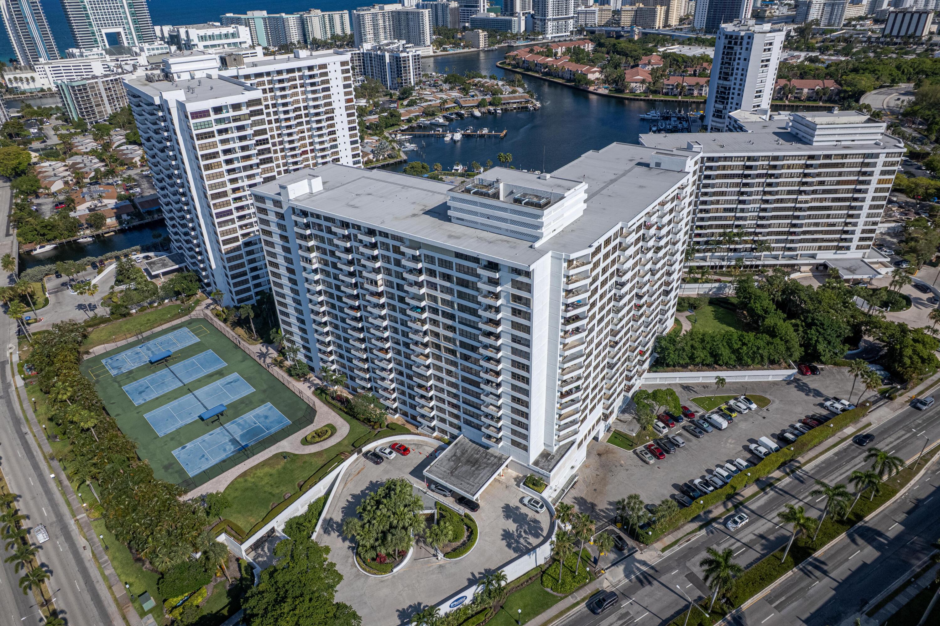 OLYMPUS CONDO PHASE - Residential