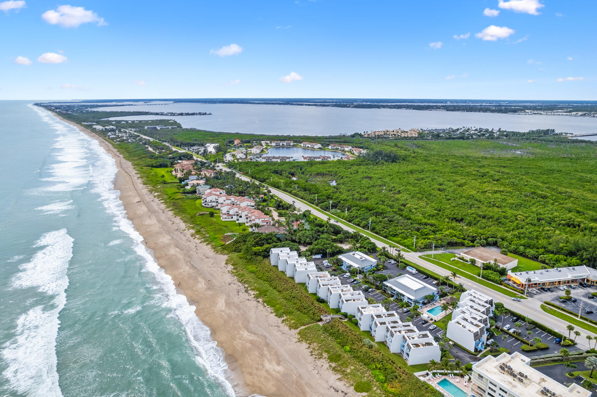 VILLA DEL SOL CONDOMINIUM - Residential