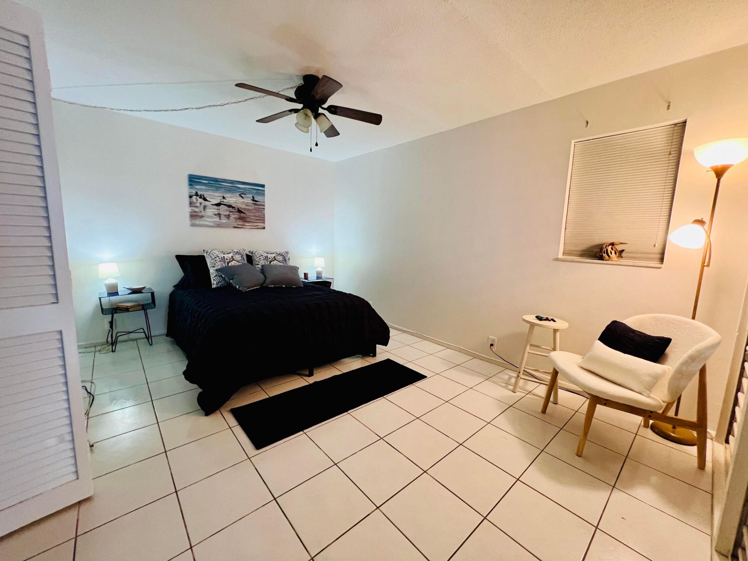 VILLA DEL SOL CONDOMINIUM - Residential