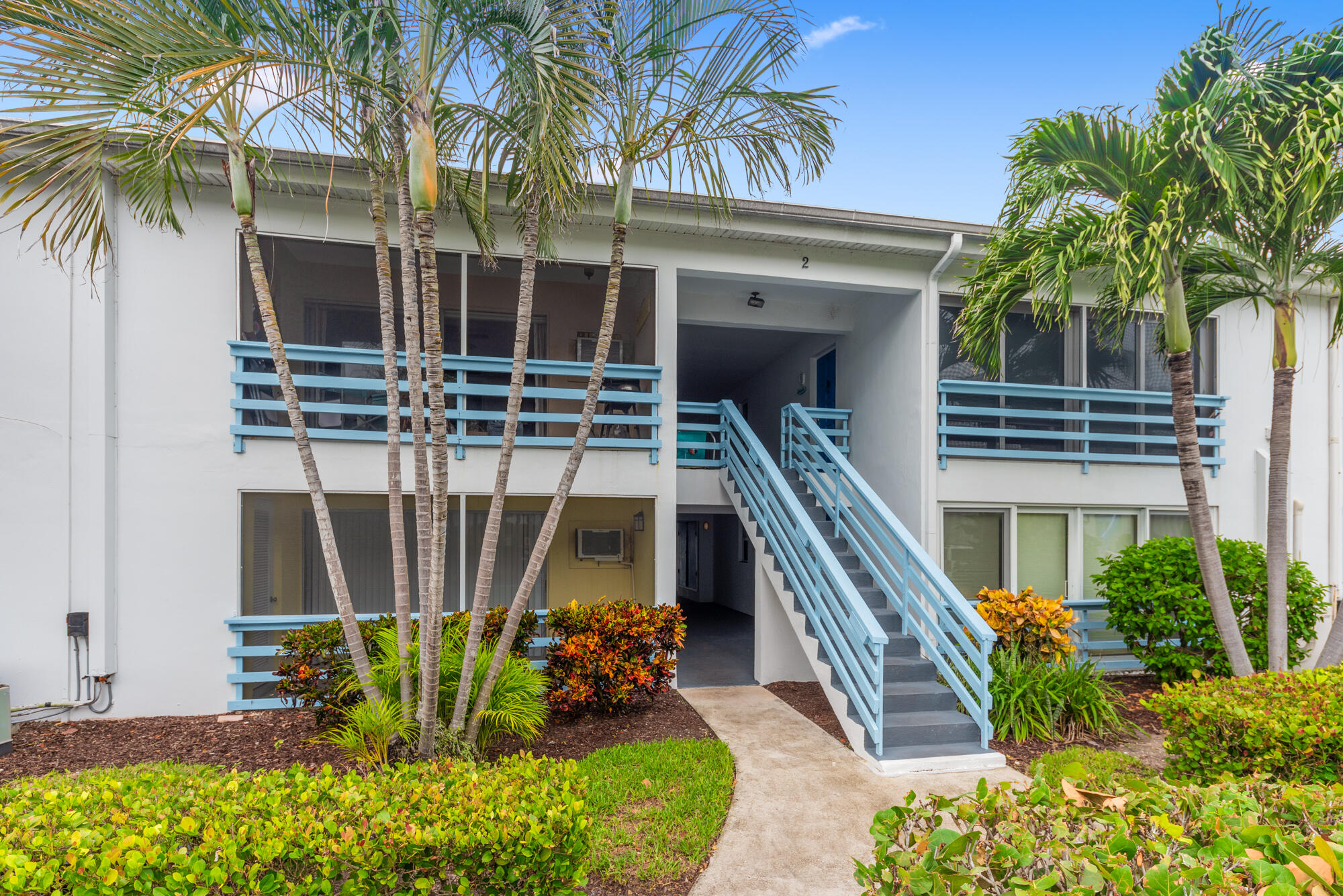 VILLA DEL SOL CONDOMINIUM - Residential
