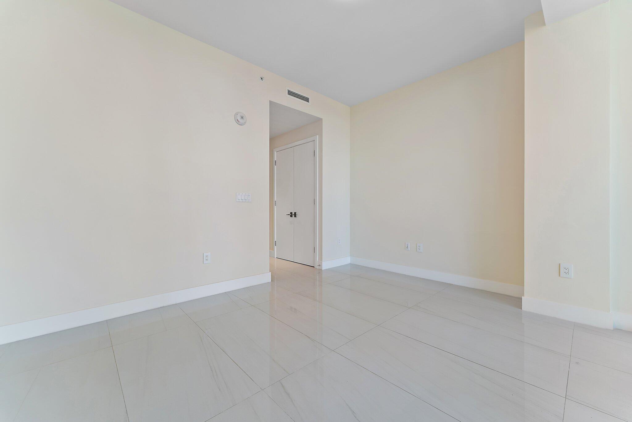 AMRIT OCEAN RESORT CONDO - Residential