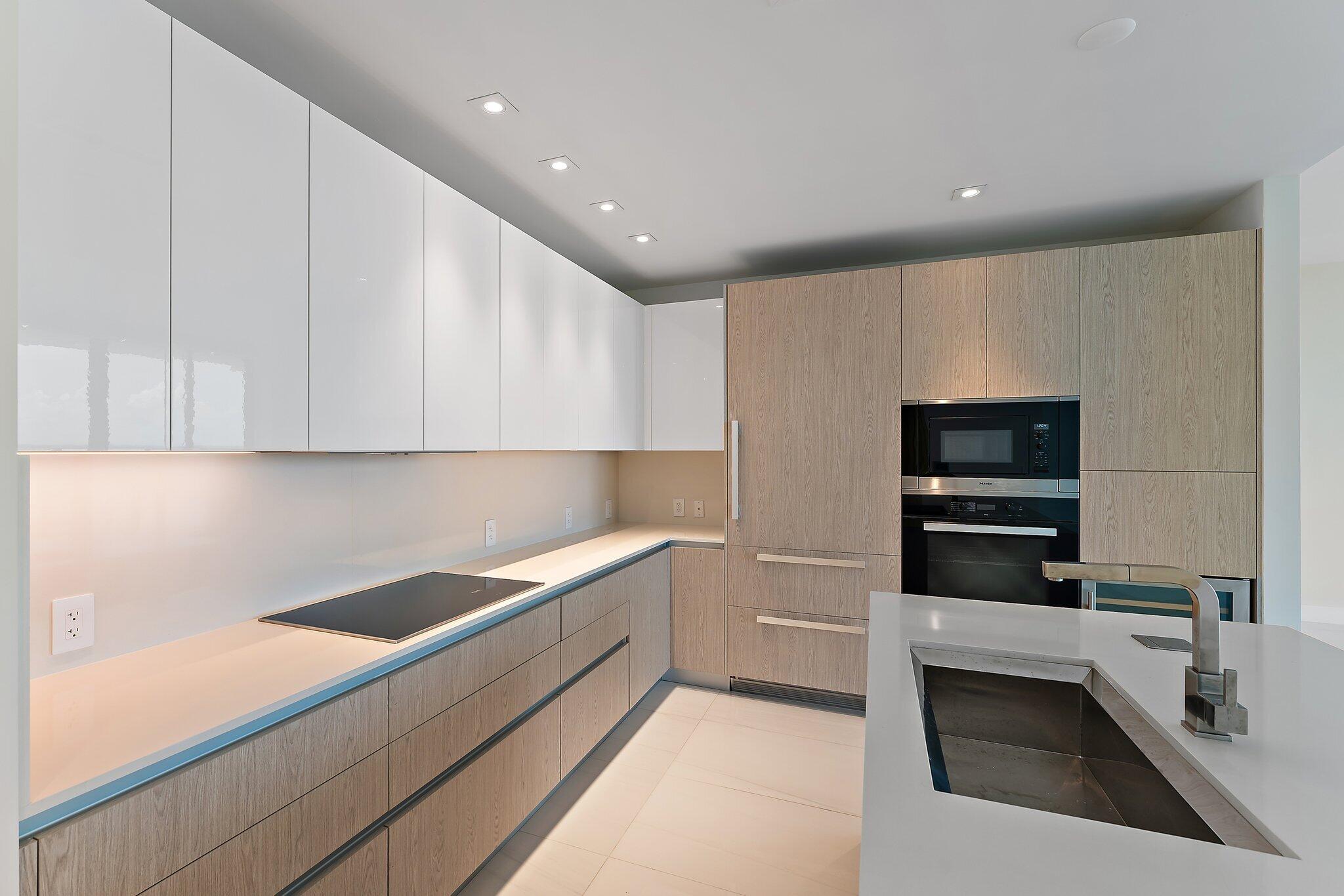 AMRIT OCEAN RESORT CONDO - Residential