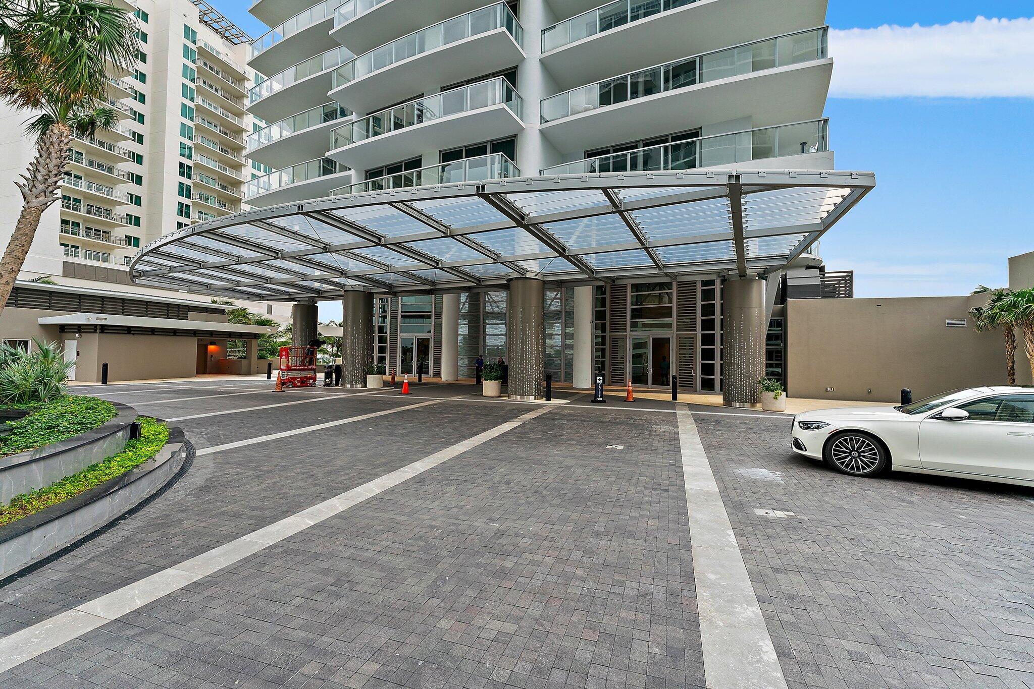 AMRIT OCEAN RESORT CONDO - Residential