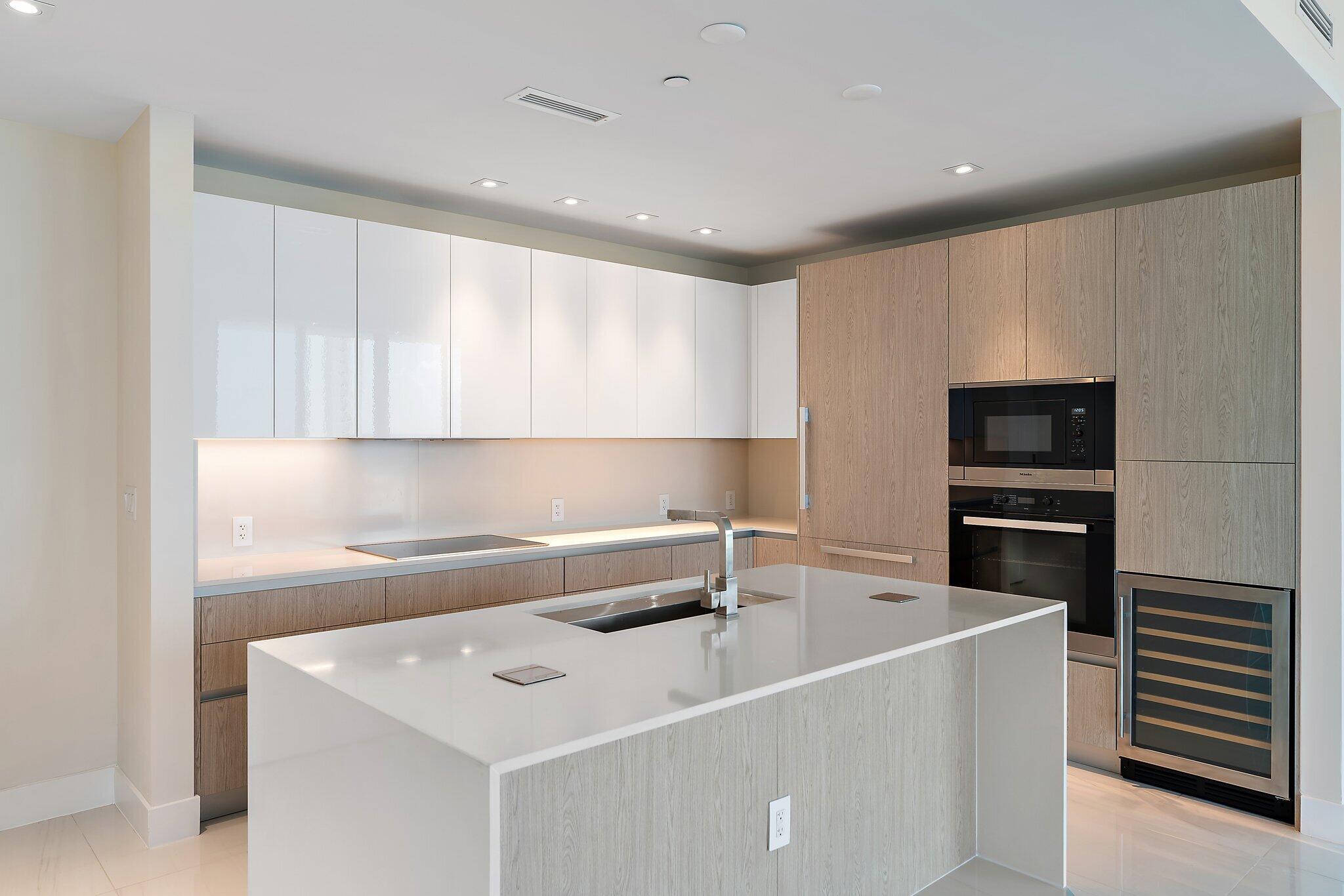 AMRIT OCEAN RESORT CONDO - Residential
