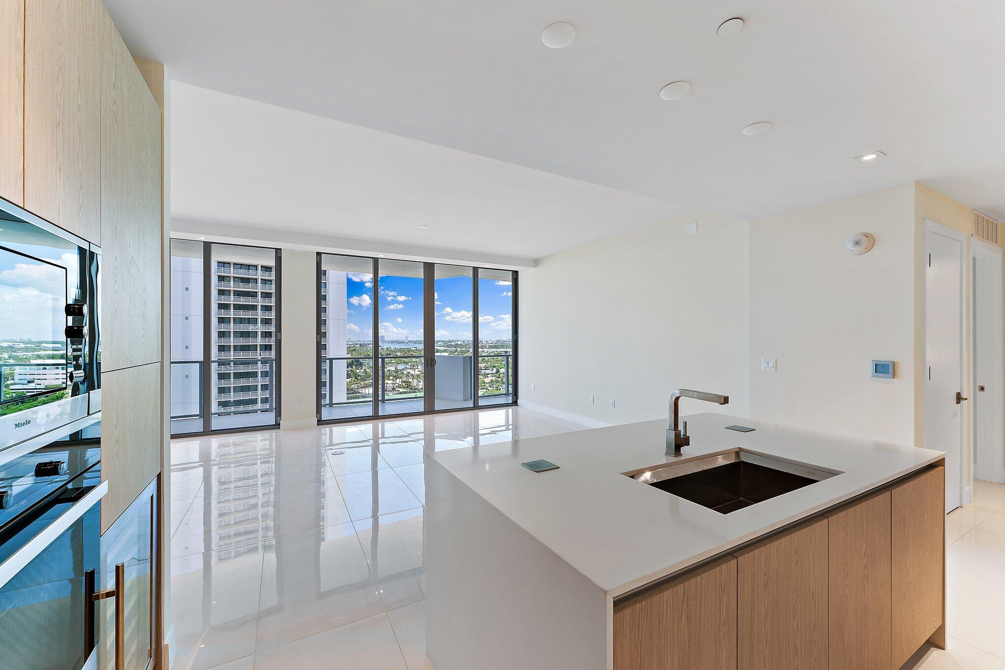 AMRIT OCEAN RESORT CONDO - Residential