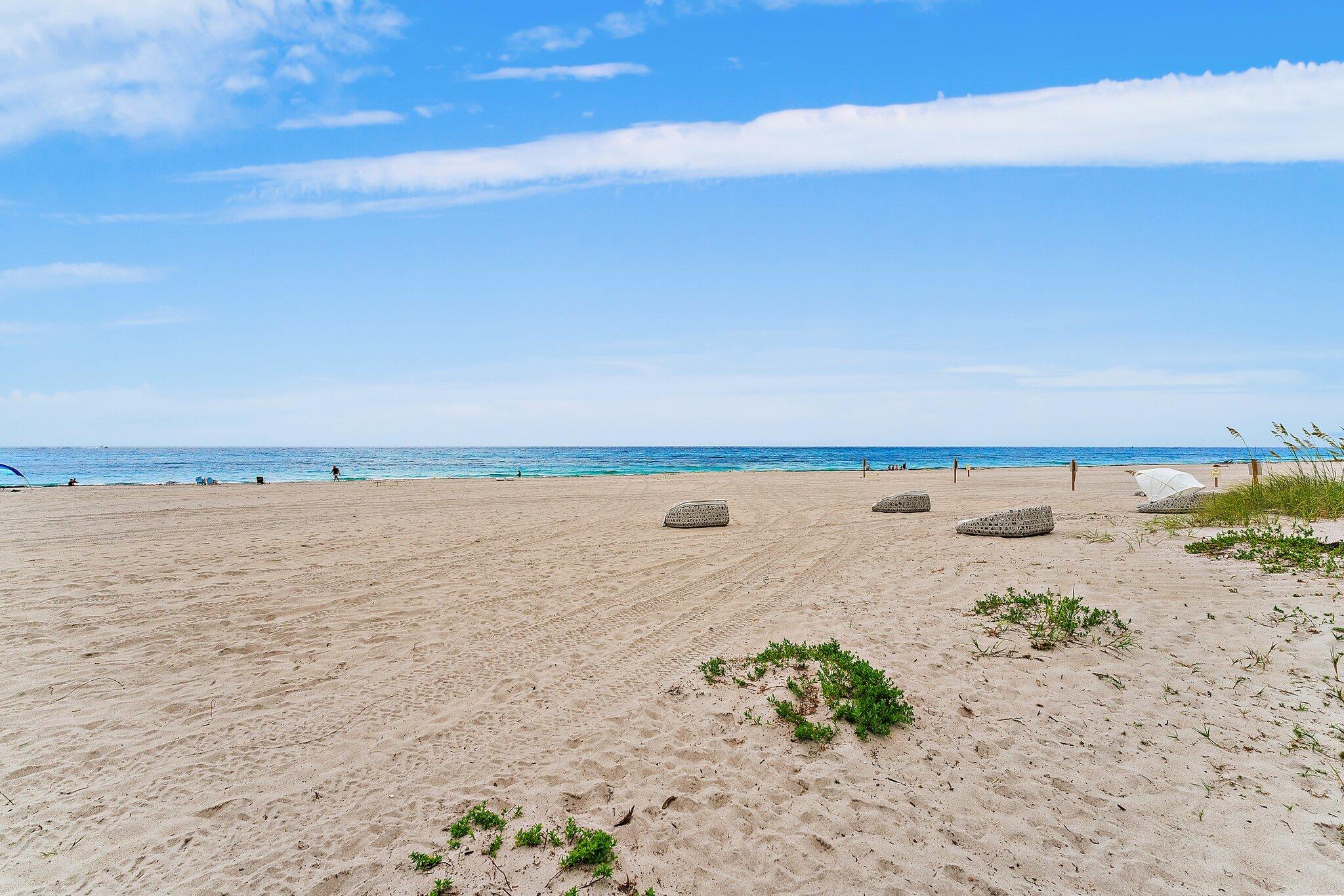 AMRIT OCEAN RESORT CONDO - Residential