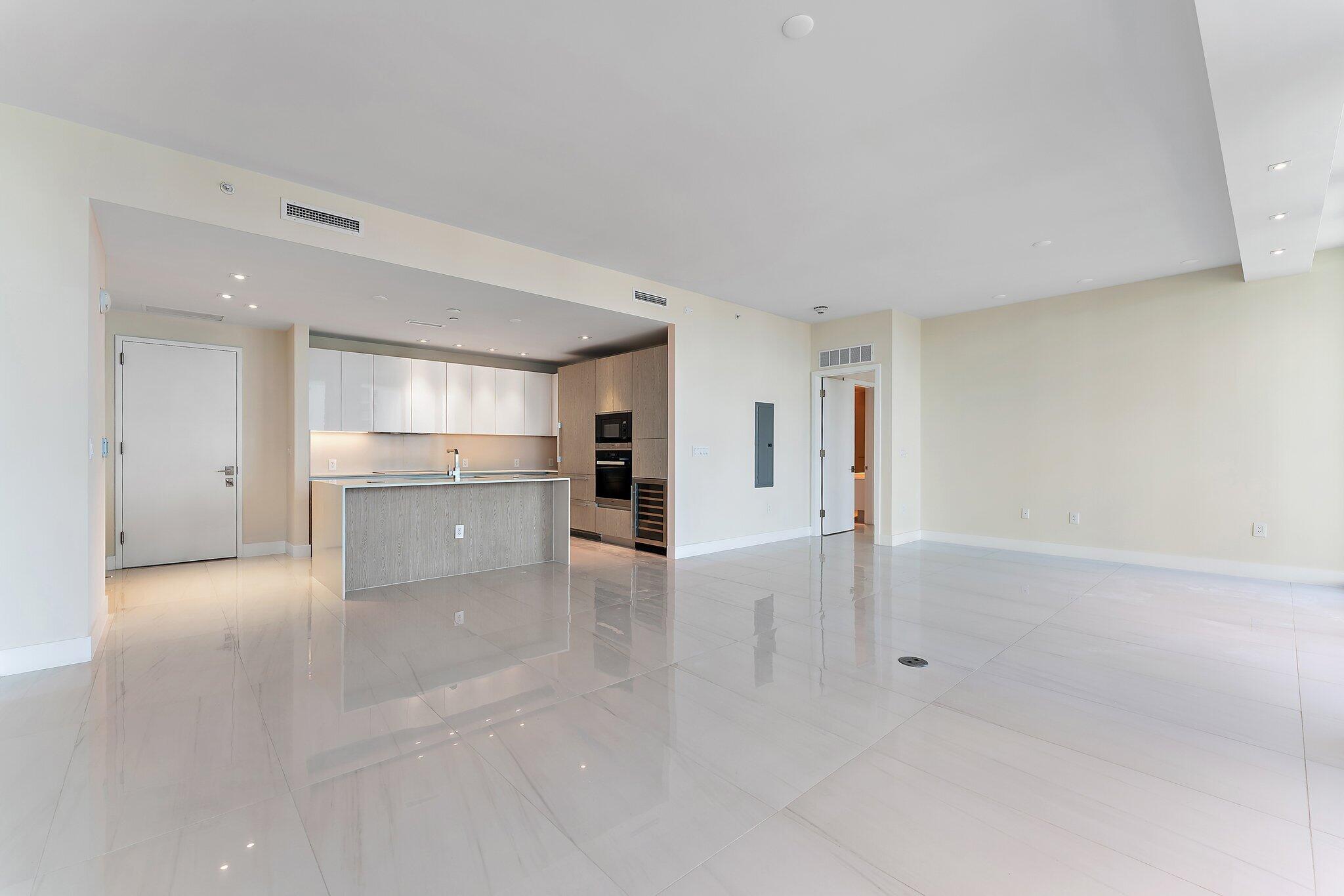 AMRIT OCEAN RESORT CONDO - Residential