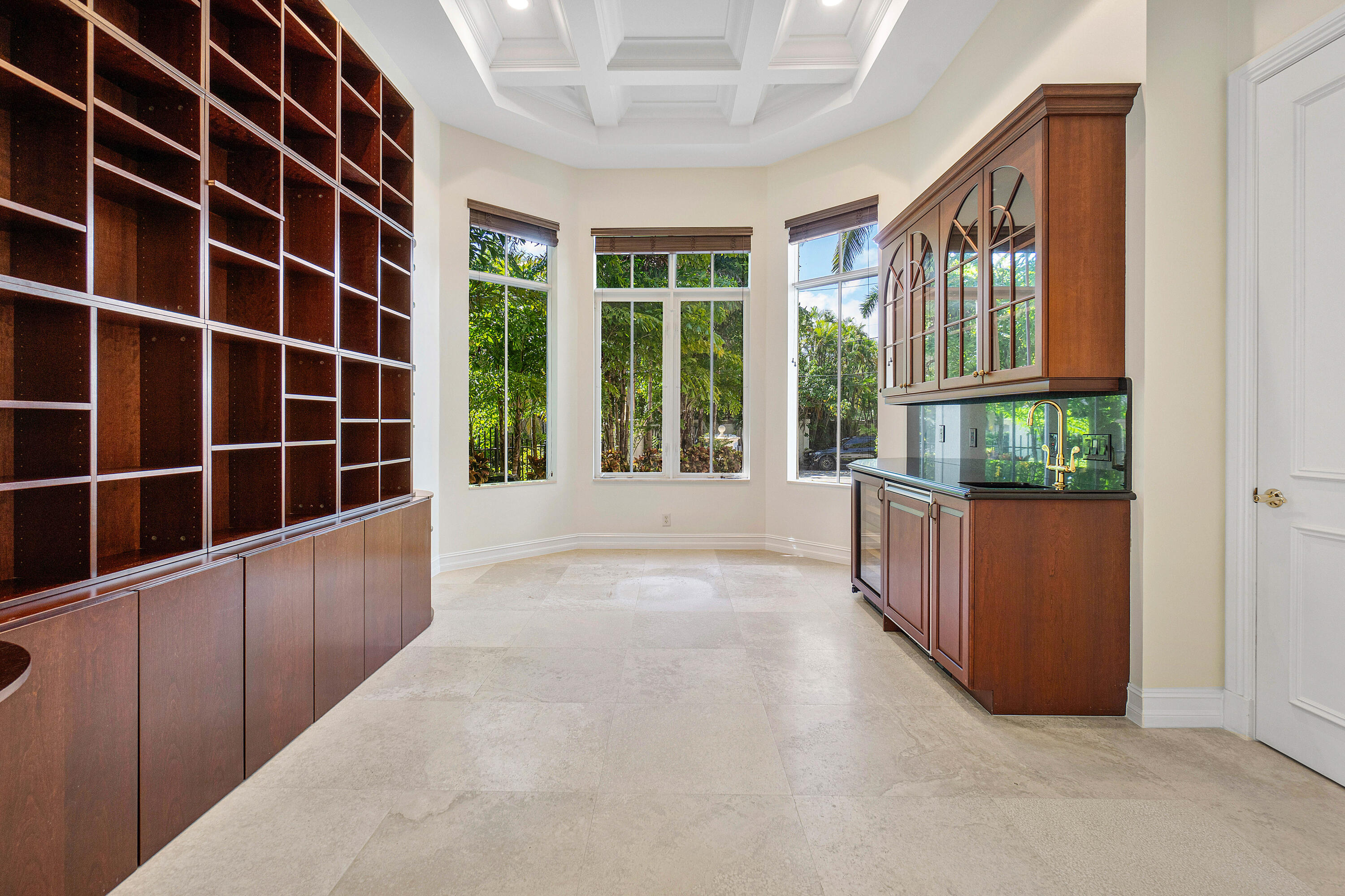 RIO DEL REY SHORES - Residential
