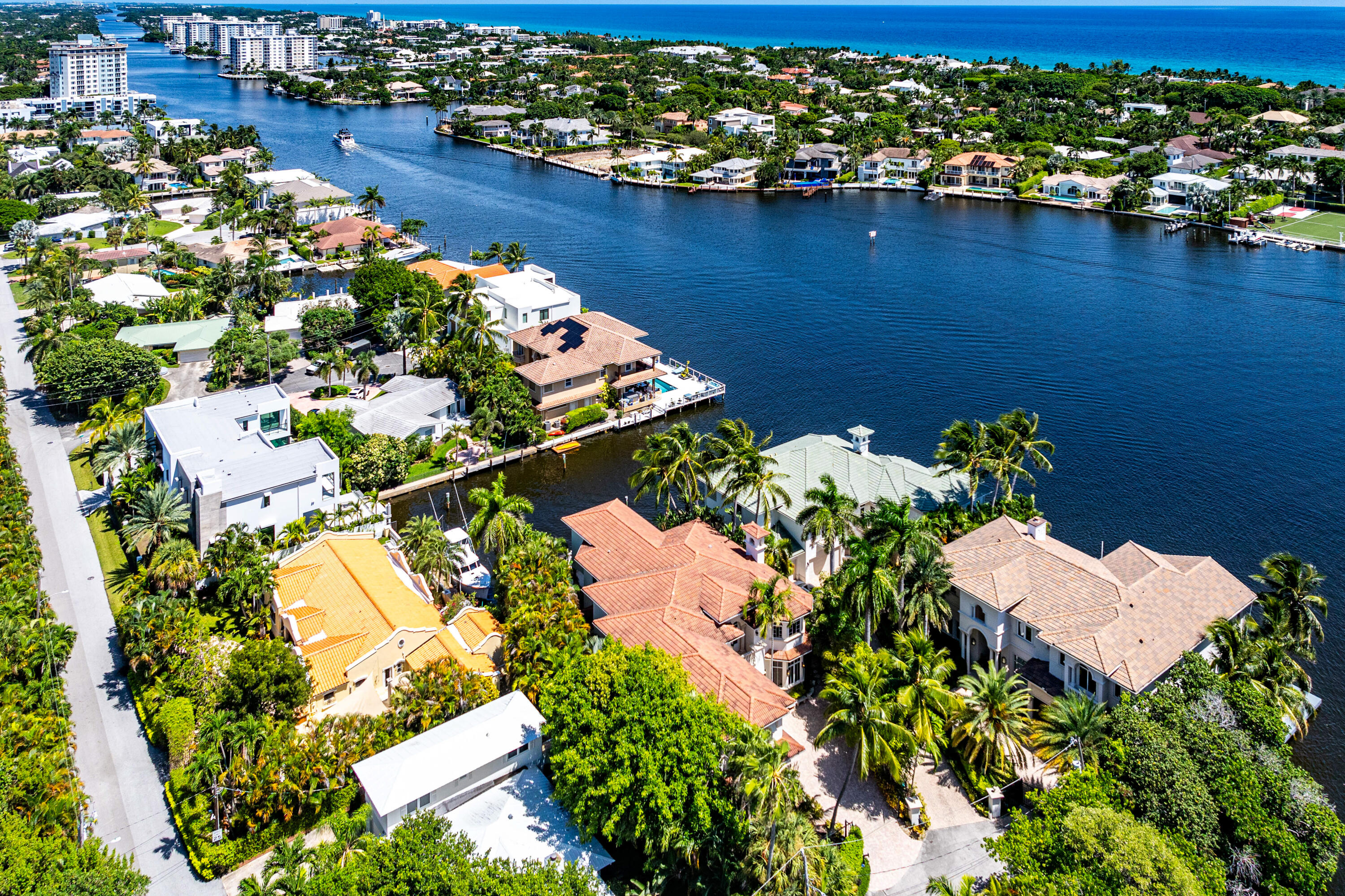 RIO DEL REY SHORES - Residential