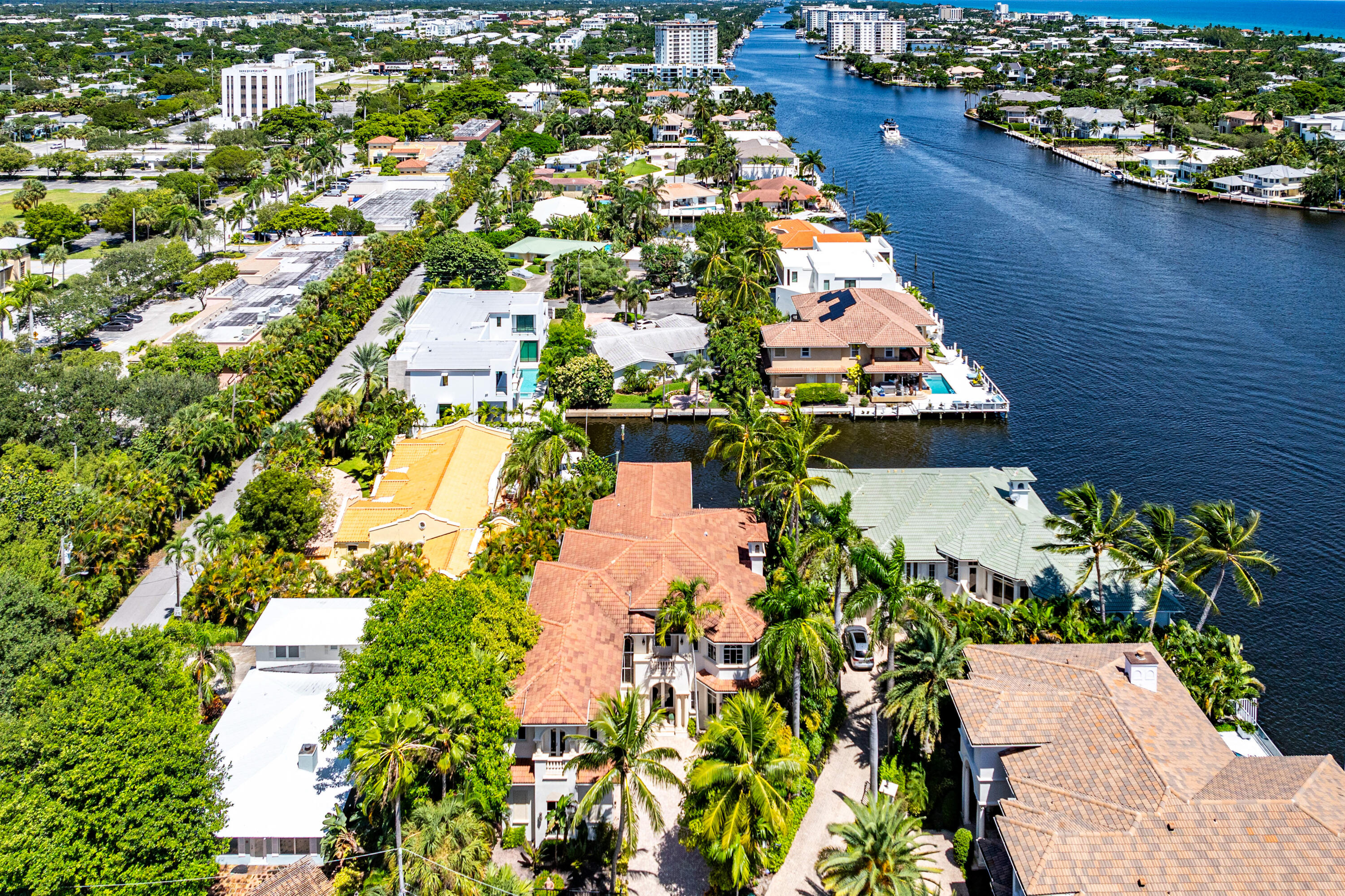 RIO DEL REY SHORES - Residential
