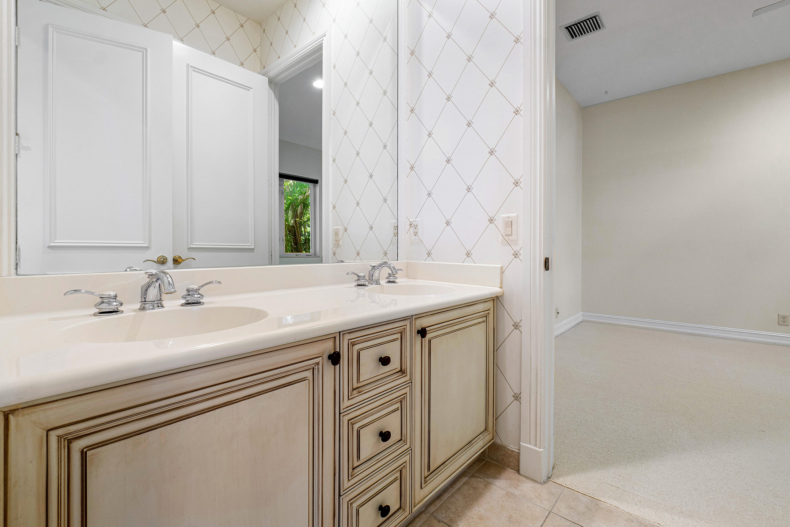 RIO DEL REY SHORES - Residential