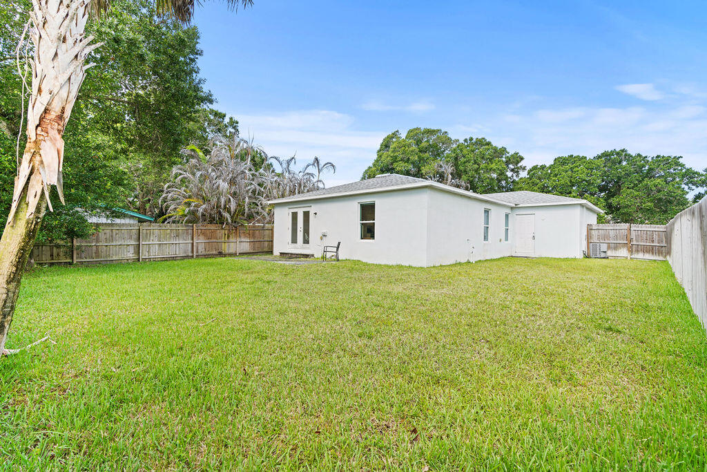 MALALUKA GARDENS - Residential
