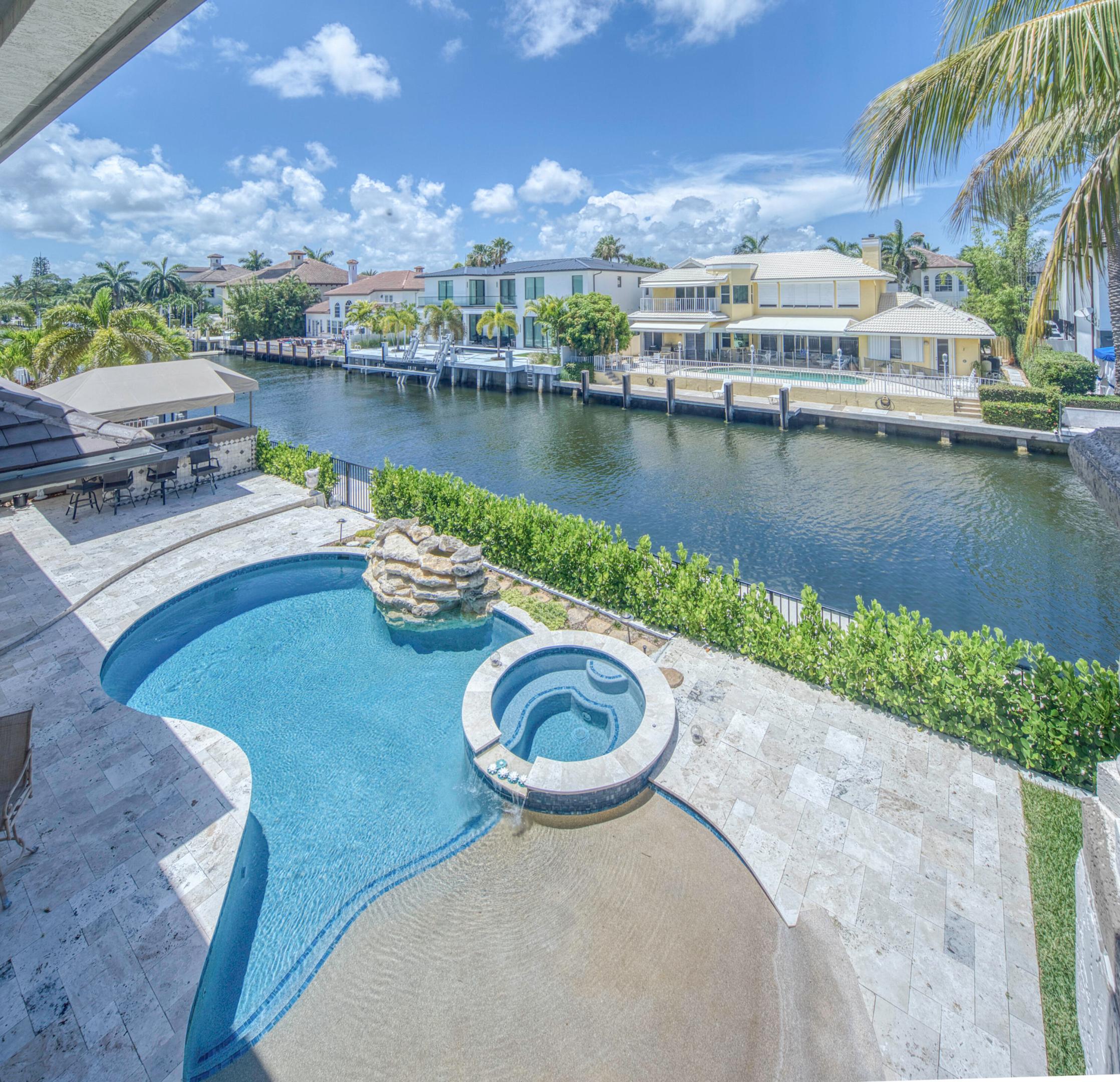 TROPIC ISLE 2ND SEC - Residential